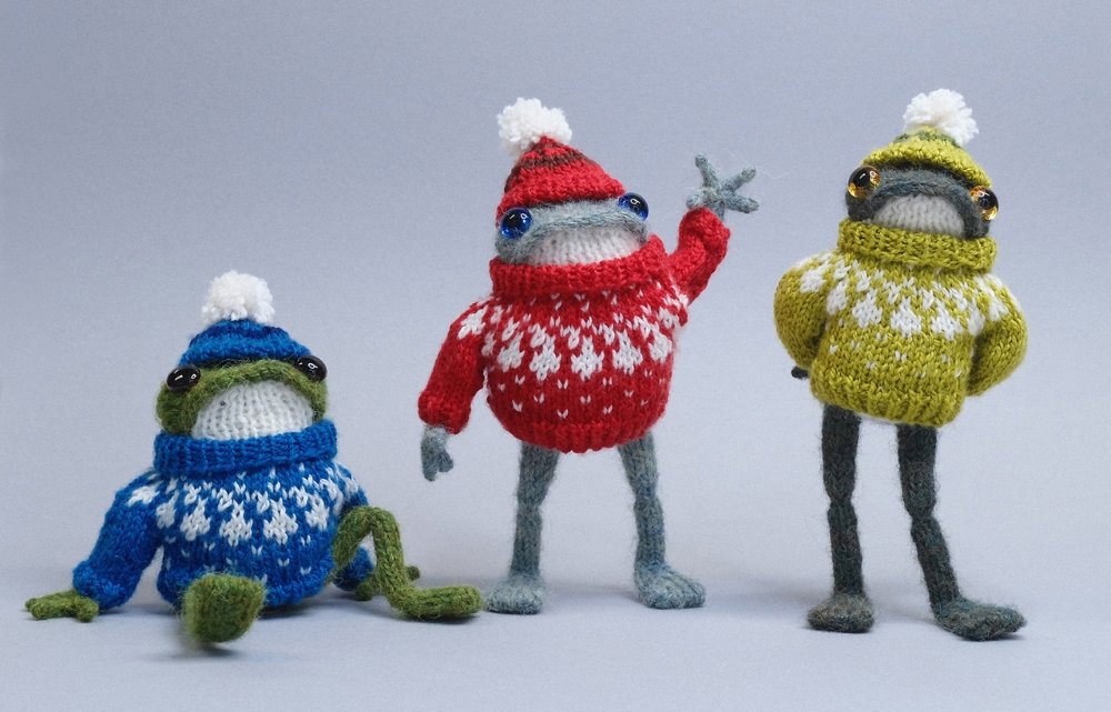 FROGLETS_Wooly-jumpers-and-hats-1.jpg