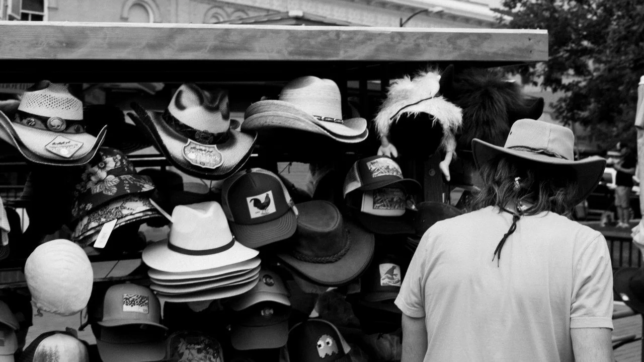 The Generalist Advantage: Why Not Knowing Can Be Your Superpower