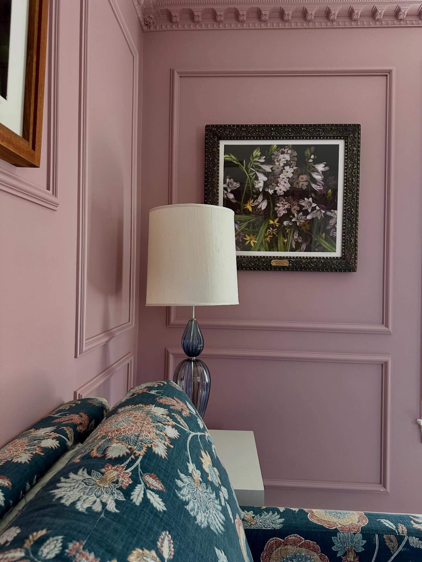 Let this be your reminder that your home should feel like you- fill it with pieces that bring you joy and make you say ahhhhh when you walk in the door. ❤️