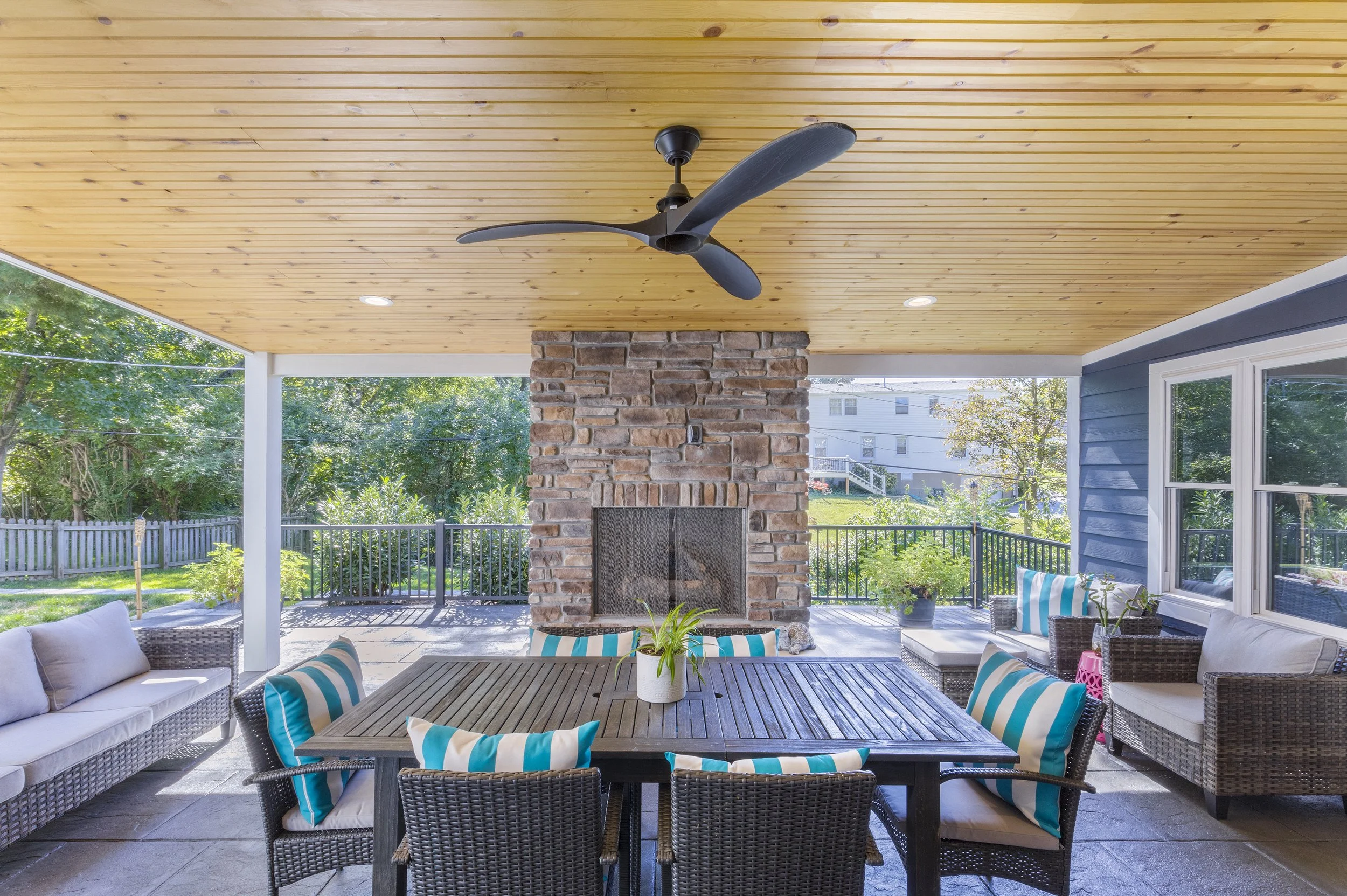  32 Springfield Ct009.jpg