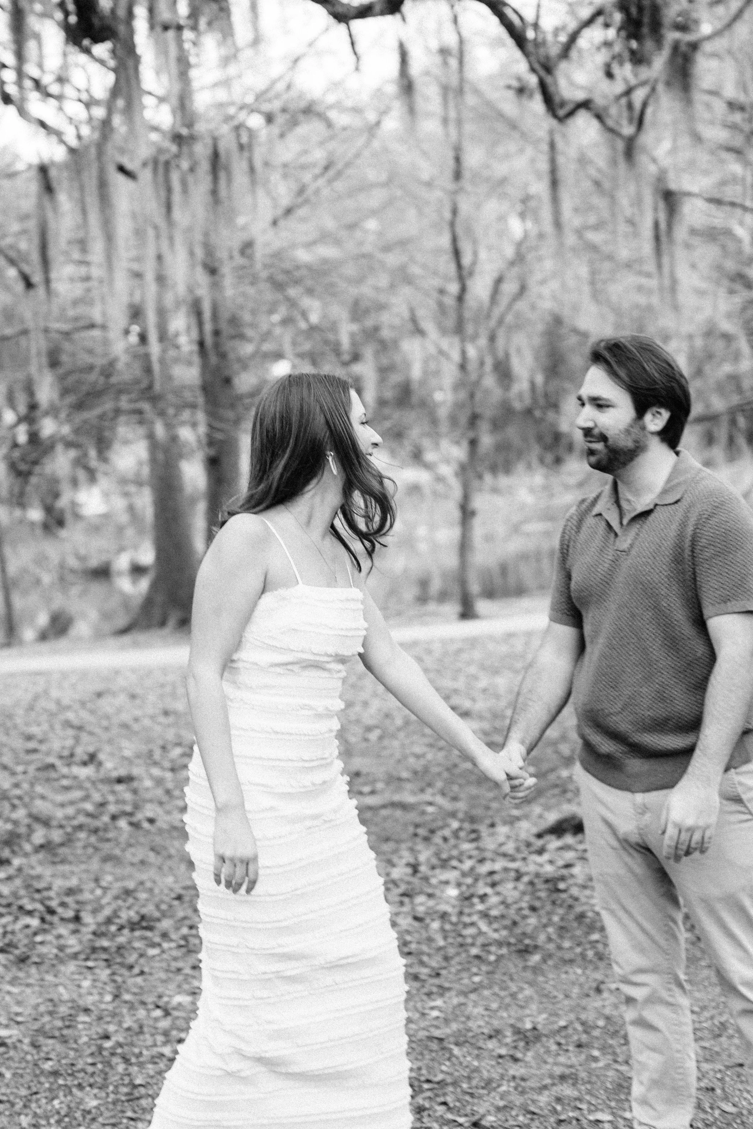 victoria and patrick’s new orleans city park engagement photos, couple dancing in city park engagement photos, baton rouge wedding photography, sarah shaw photography