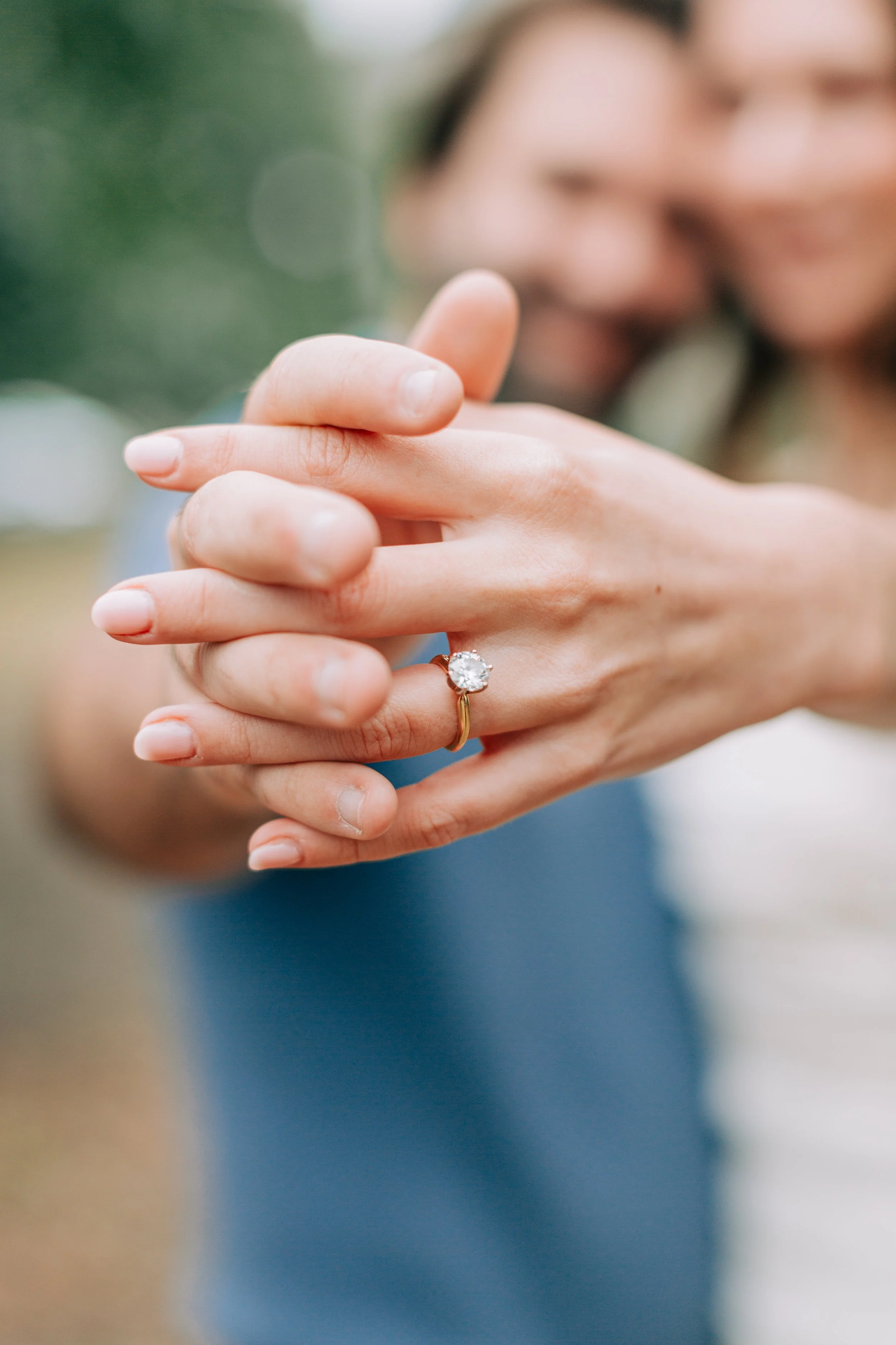 victoria and patrick’s new orleans city park engagement photos, couple dancing in city park engagement photos, baton rouge wedding photography, engagement rings, sarah shaw photography