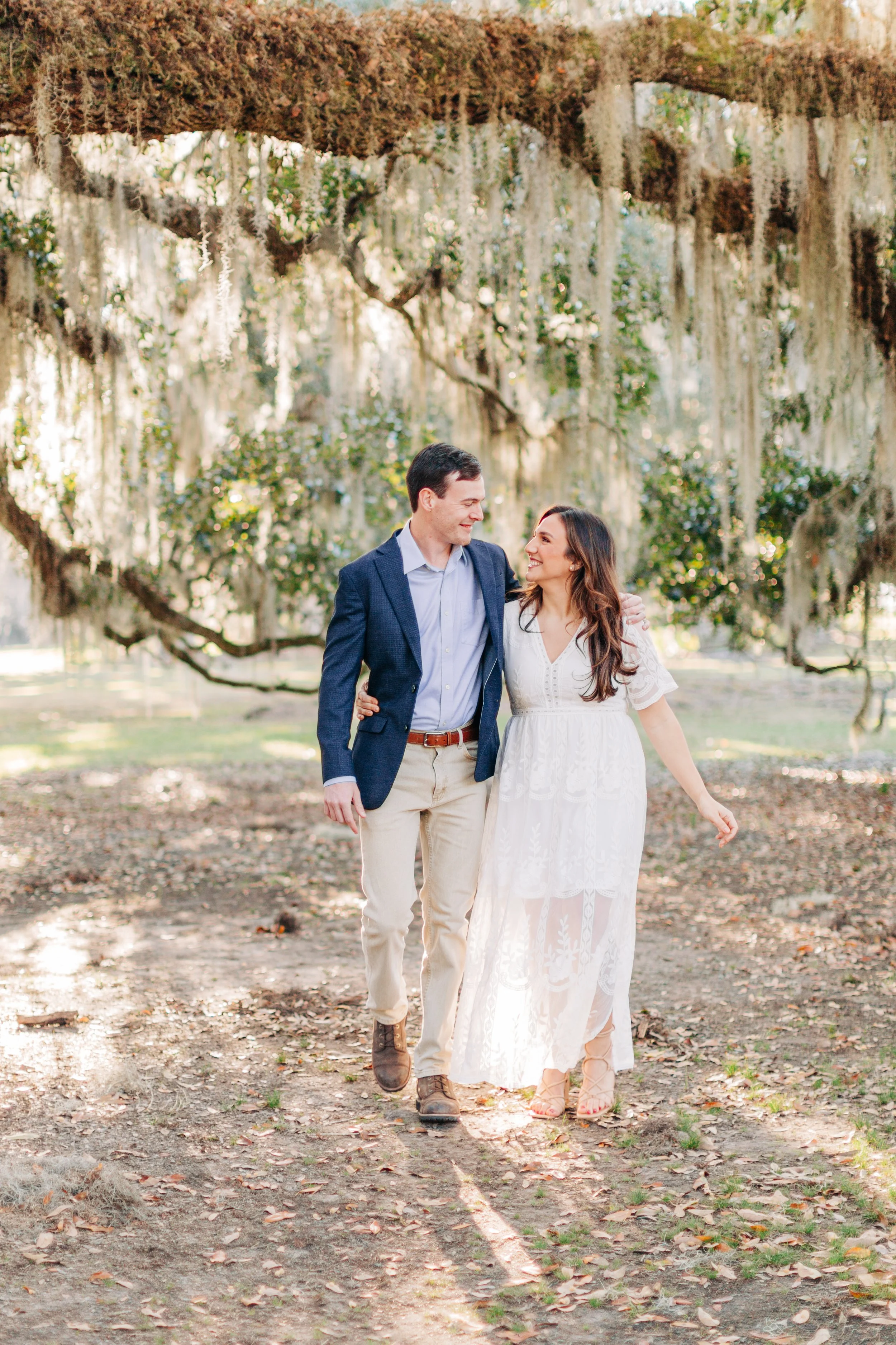 alee and ben’s sunset engagement photos at fontainebleau state park with sarah shaw photography, engagement photos under the mossy oak trees, new orleans engagement photography, baton rouge engagement