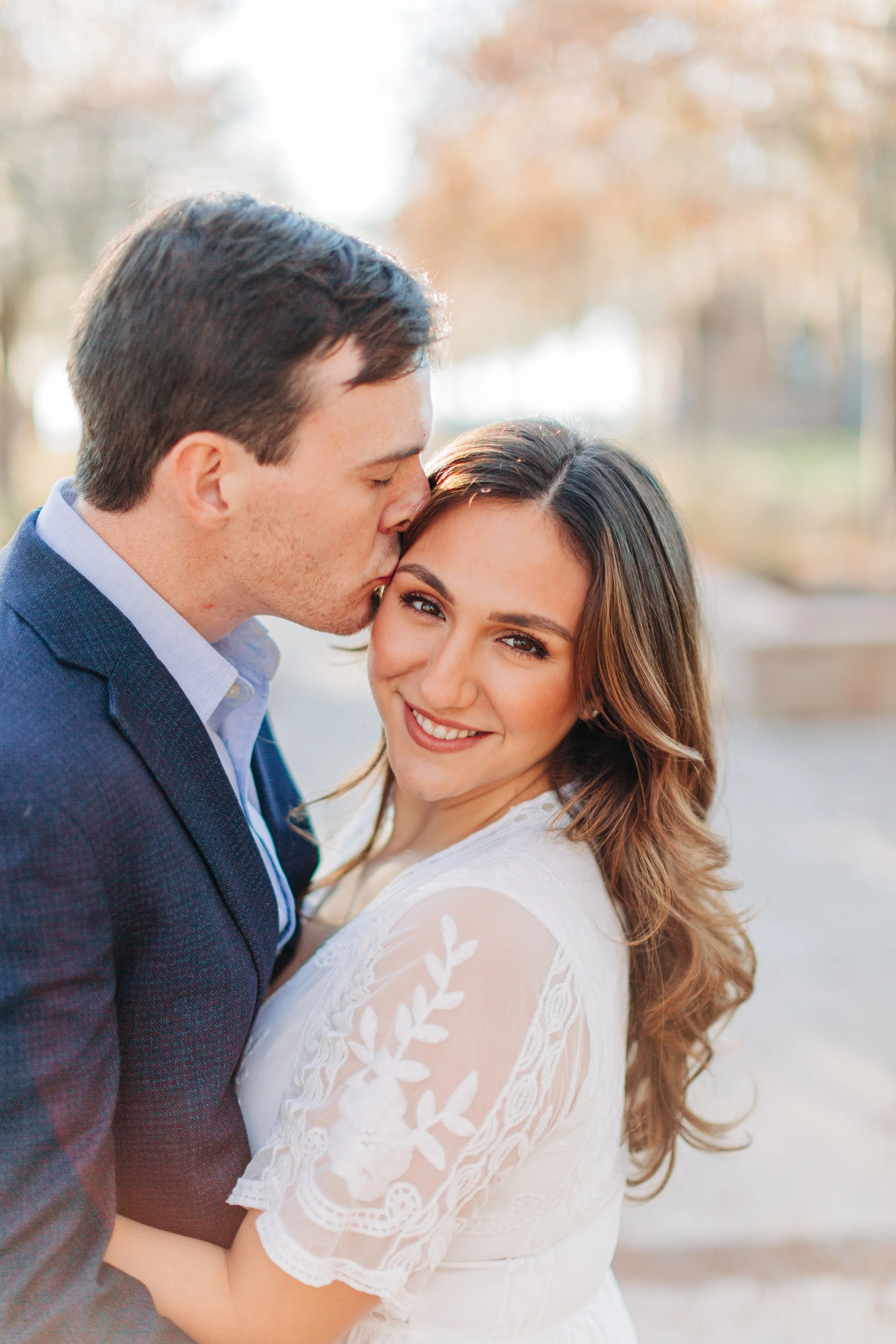 alee and ben’s sunset engagement photos at fontainebleau state park with sarah shaw photography, engagement photos by the water, new orleans engagement photography, baton rouge engagement