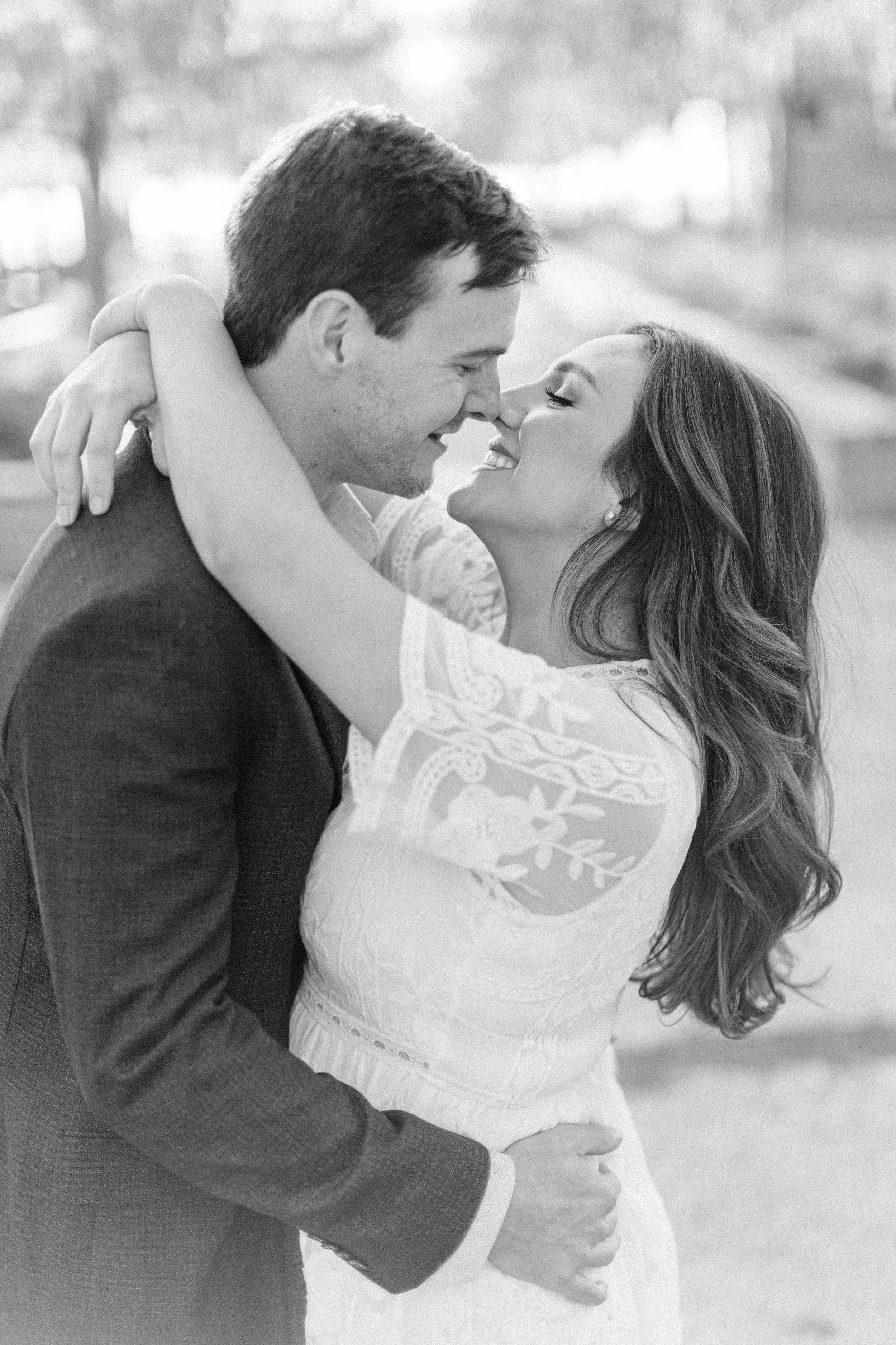 alee and ben’s sunset engagement photos at fontainebleau state park with sarah shaw photography, engagement photos by the water, new orleans engagement photography, baton rouge engagement