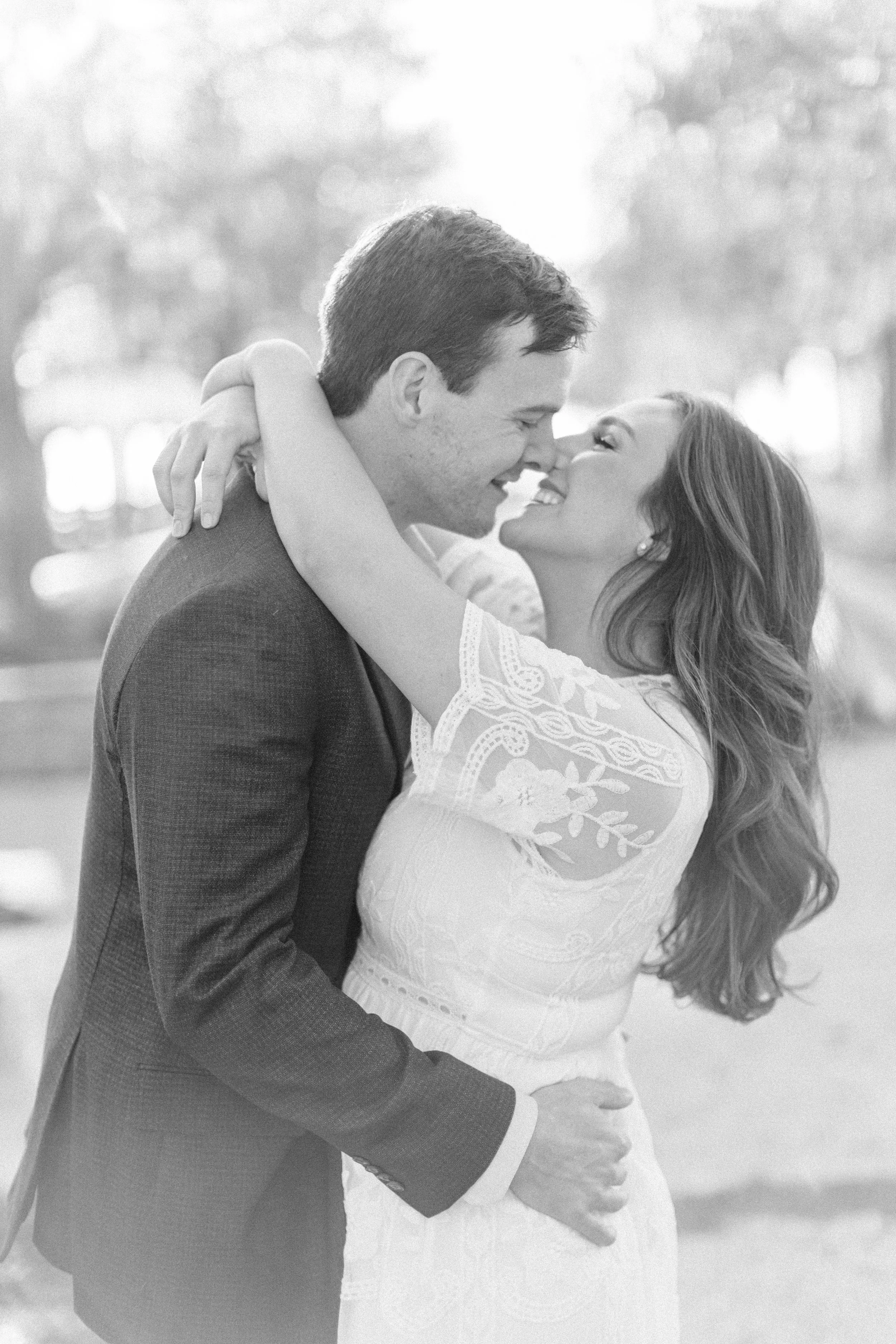 alee and ben’s sunset engagement photos at fontainebleau state park with sarah shaw photography, engagement photos by the water, new orleans engagement photography, baton rouge engagement