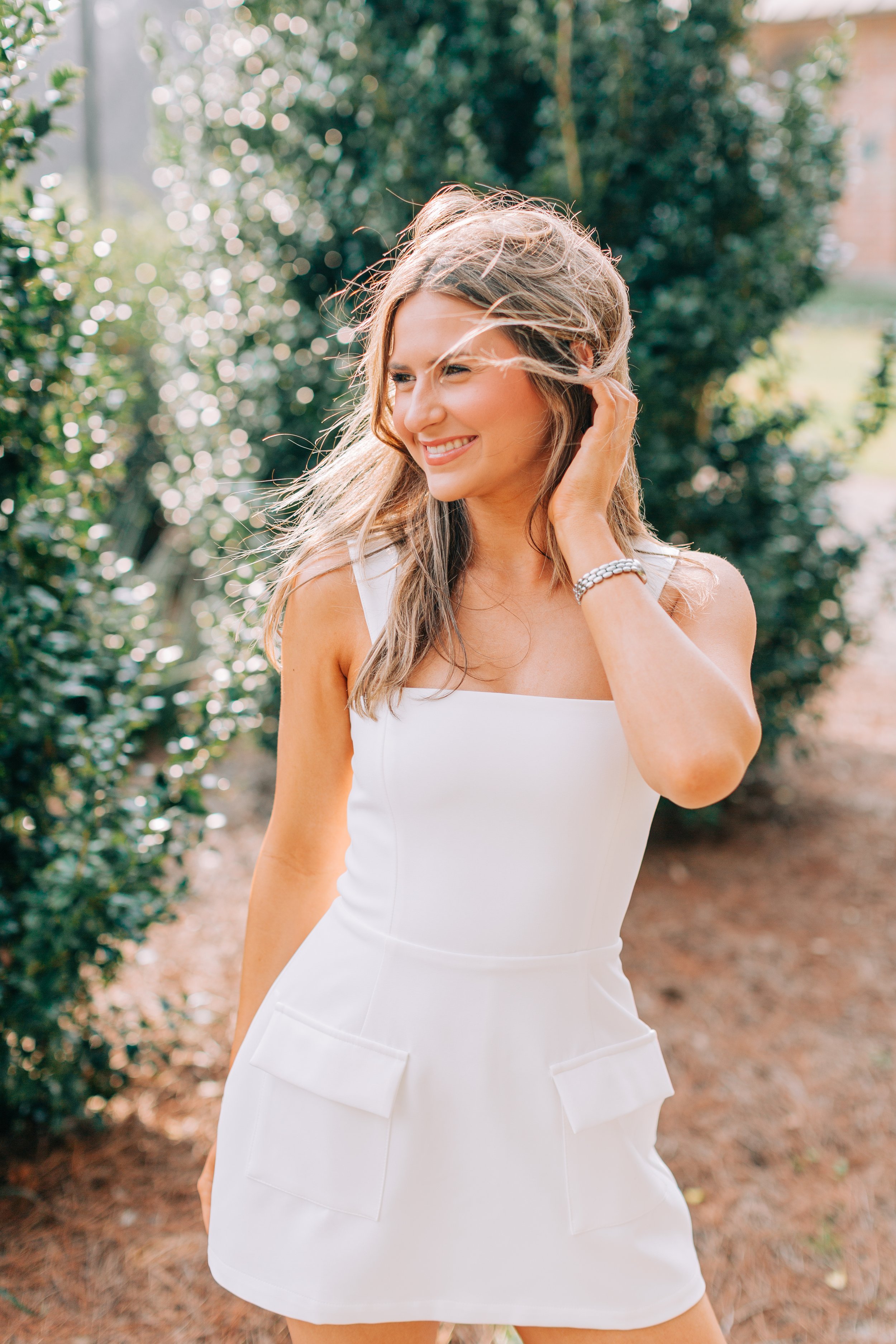 Ella Bremer Senior Portraits, Class of 2026, Dunham School Baton Rouge, Baton Rouge Senior Portraits, Sarah Shaw Photography, Burden Gardens Senior Portraits