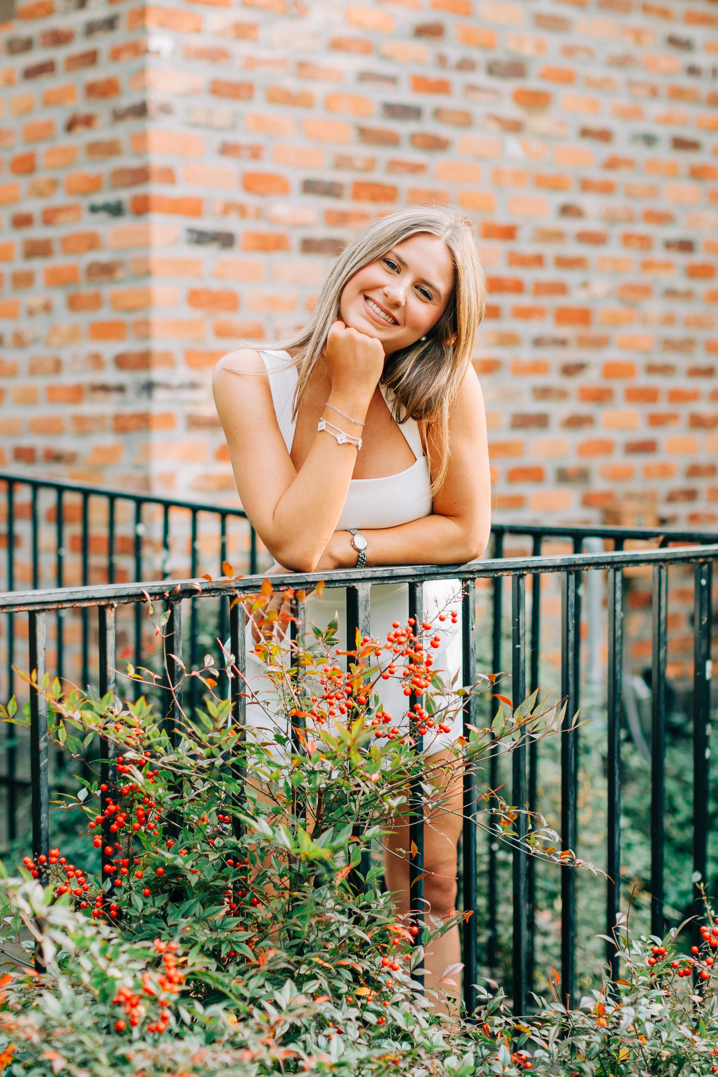 Ella Bremer Senior Portraits, Class of 2026, Dunham School Baton Rouge, Baton Rouge Senior Portraits, Sarah Shaw Photography, Burden Gardens Senior Portraits