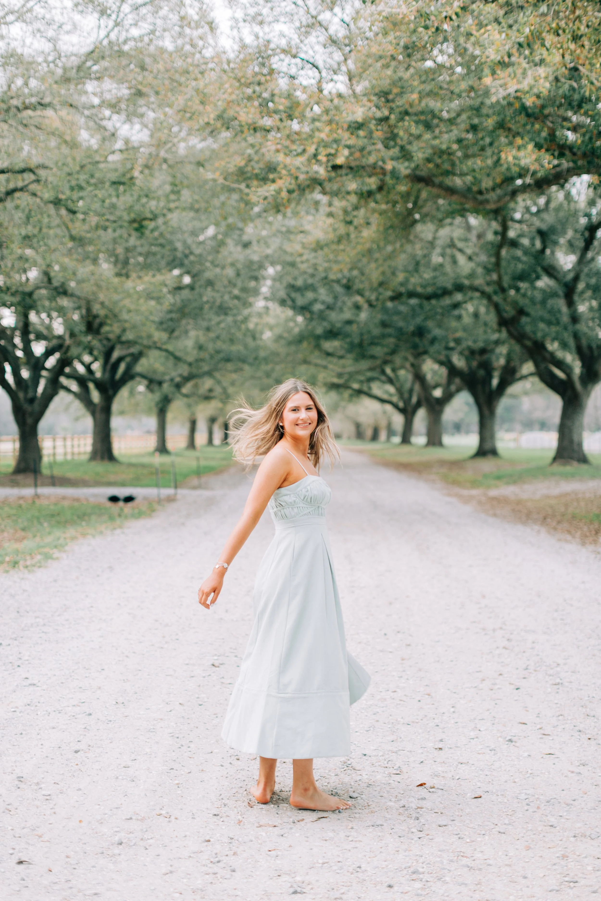 Ella Bremer Senior Portraits, Class of 2026, Dunham School Baton Rouge, Baton Rouge Senior Portraits, Sarah Shaw Photography, Burden Gardens Senior Portraits