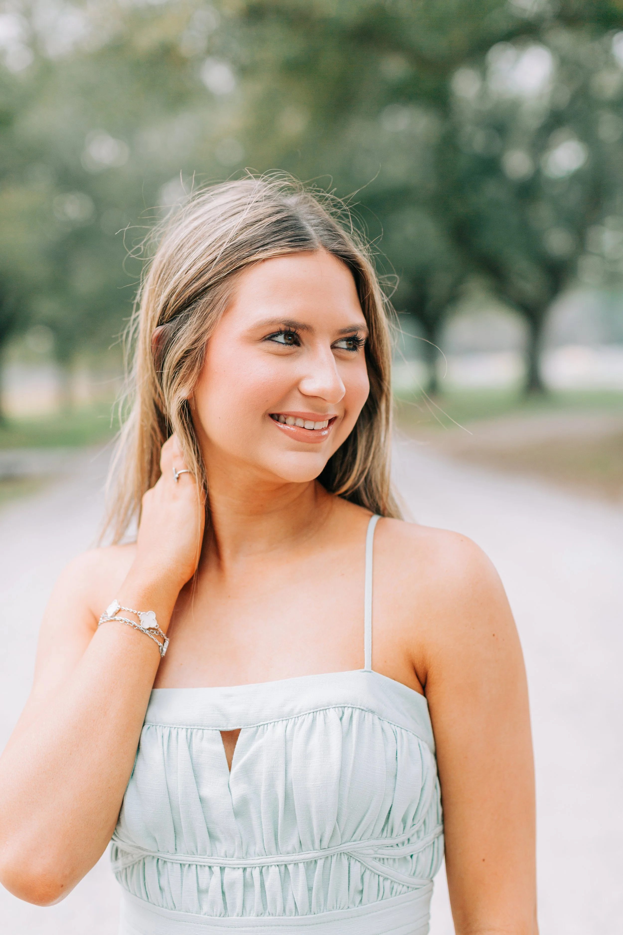 Ella Bremer Senior Portraits, Class of 2026, Dunham School Baton Rouge, Baton Rouge Senior Portraits, Sarah Shaw Photography, Burden Gardens Senior Portraits