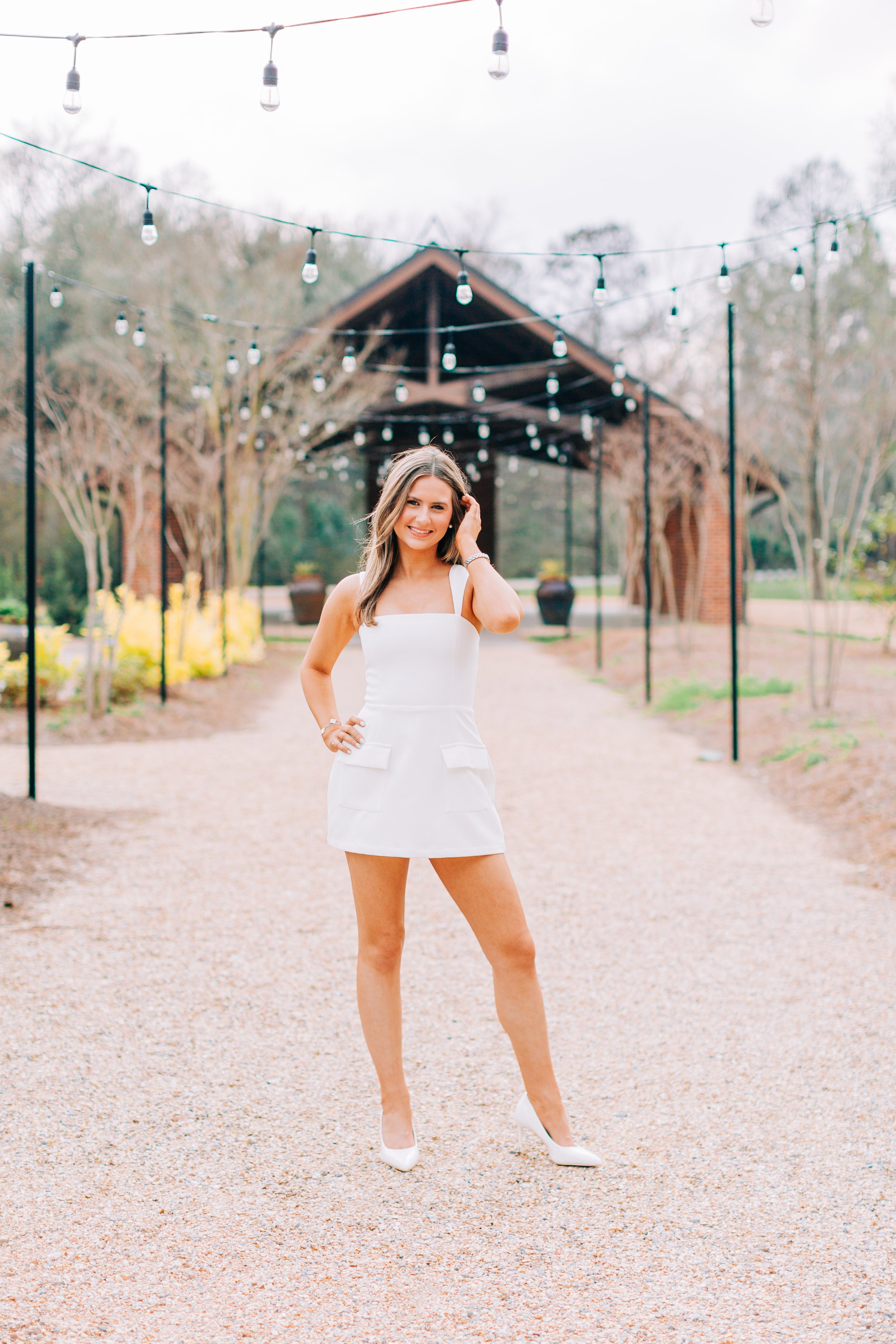 Ella Bremer Senior Portraits, Class of 2026, Dunham School Baton Rouge, Baton Rouge Senior Portraits, Sarah Shaw Photography, Burden Gardens Senior Portraits