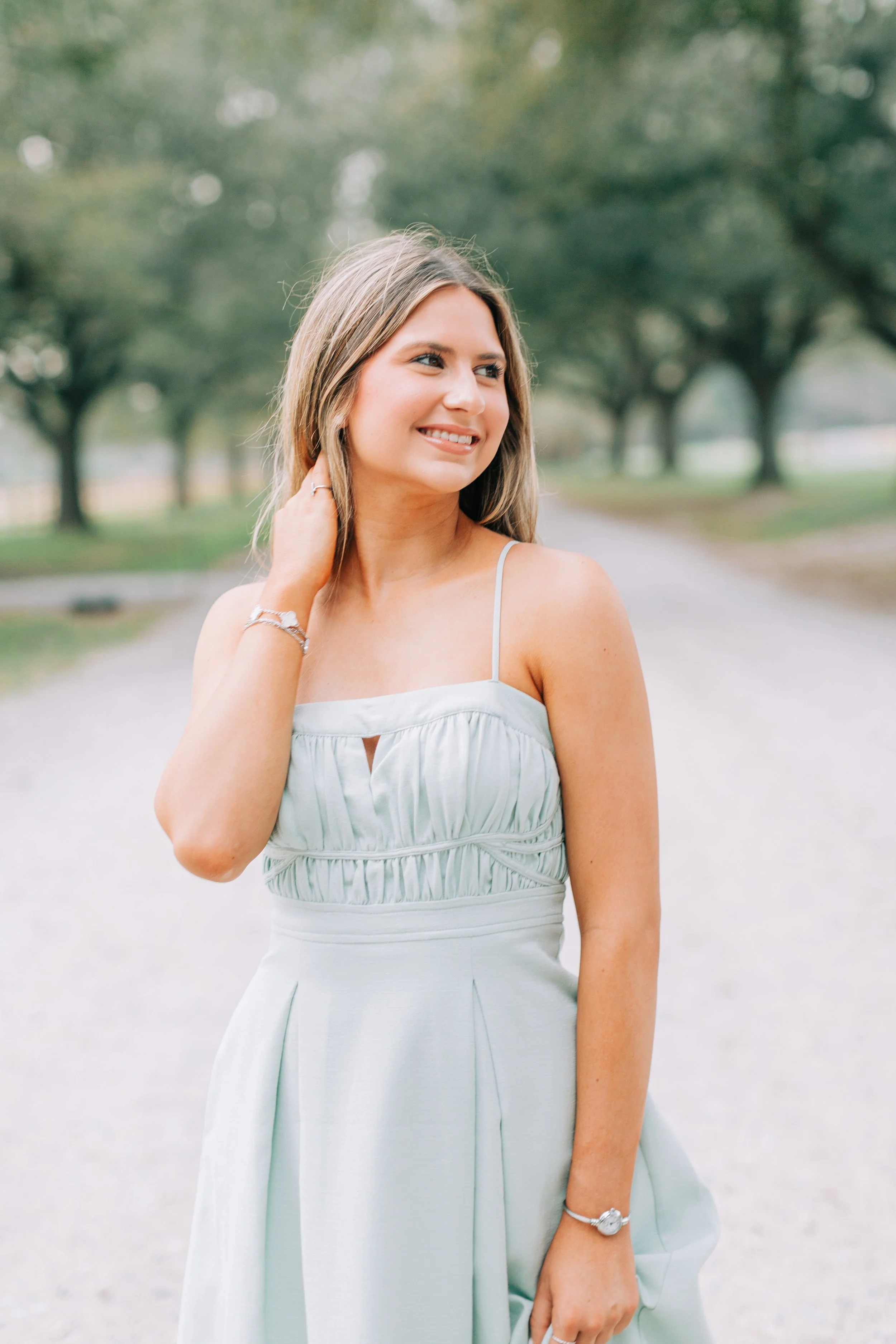 Ella Bremer Senior Portraits, Class of 2026, Dunham School Baton Rouge, Baton Rouge Senior Portraits, Sarah Shaw Photography, Burden Gardens Senior Portraits