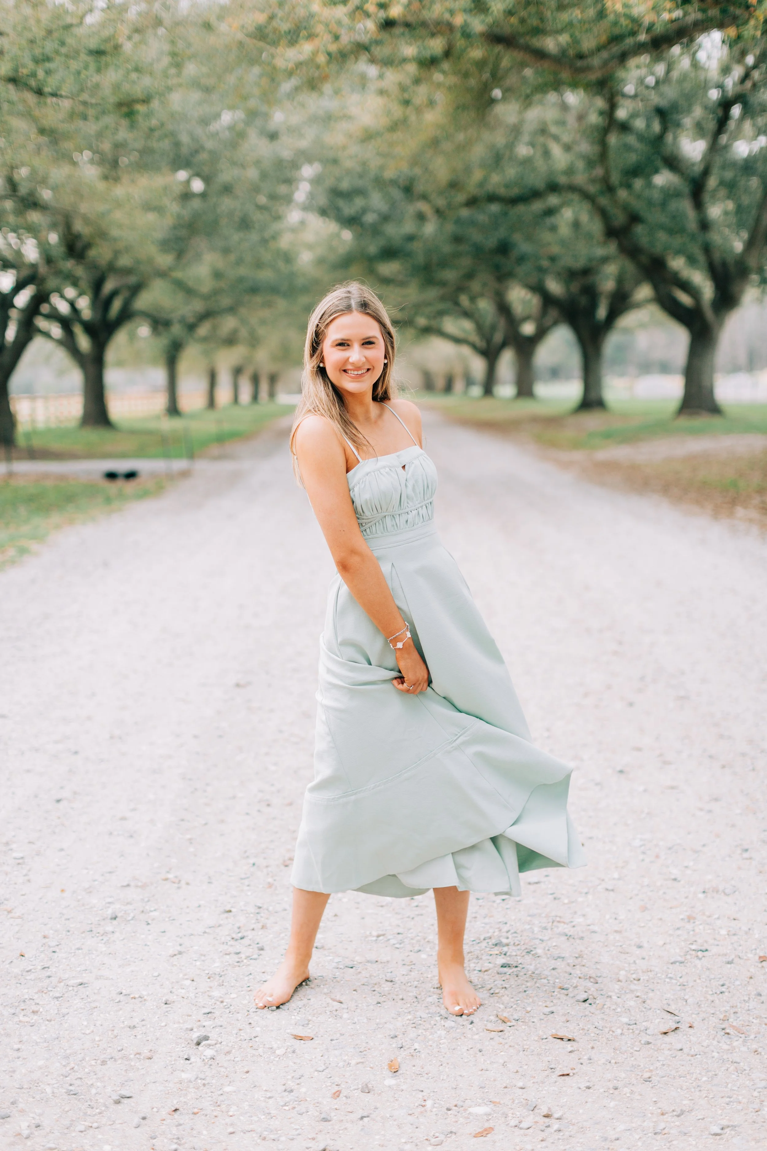 Ella Bremer Senior Portraits, Class of 2026, Dunham School Baton Rouge, Baton Rouge Senior Portraits, Sarah Shaw Photography, Burden Gardens Senior Portraits