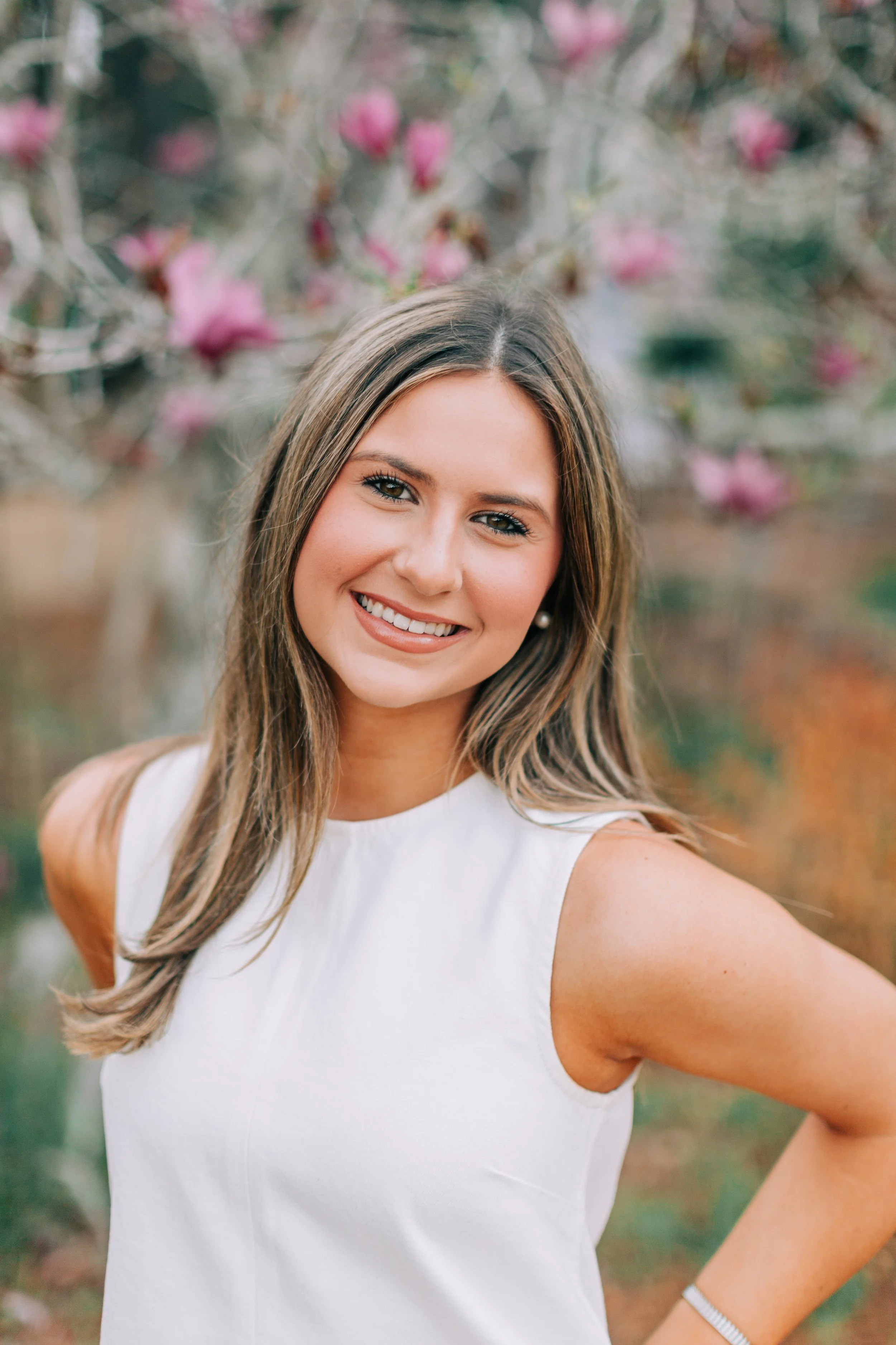 Ella Bremer Senior Portraits, Class of 2026, Dunham School Baton Rouge, Baton Rouge Senior Portraits, Sarah Shaw Photography, Burden Gardens Senior Portraits