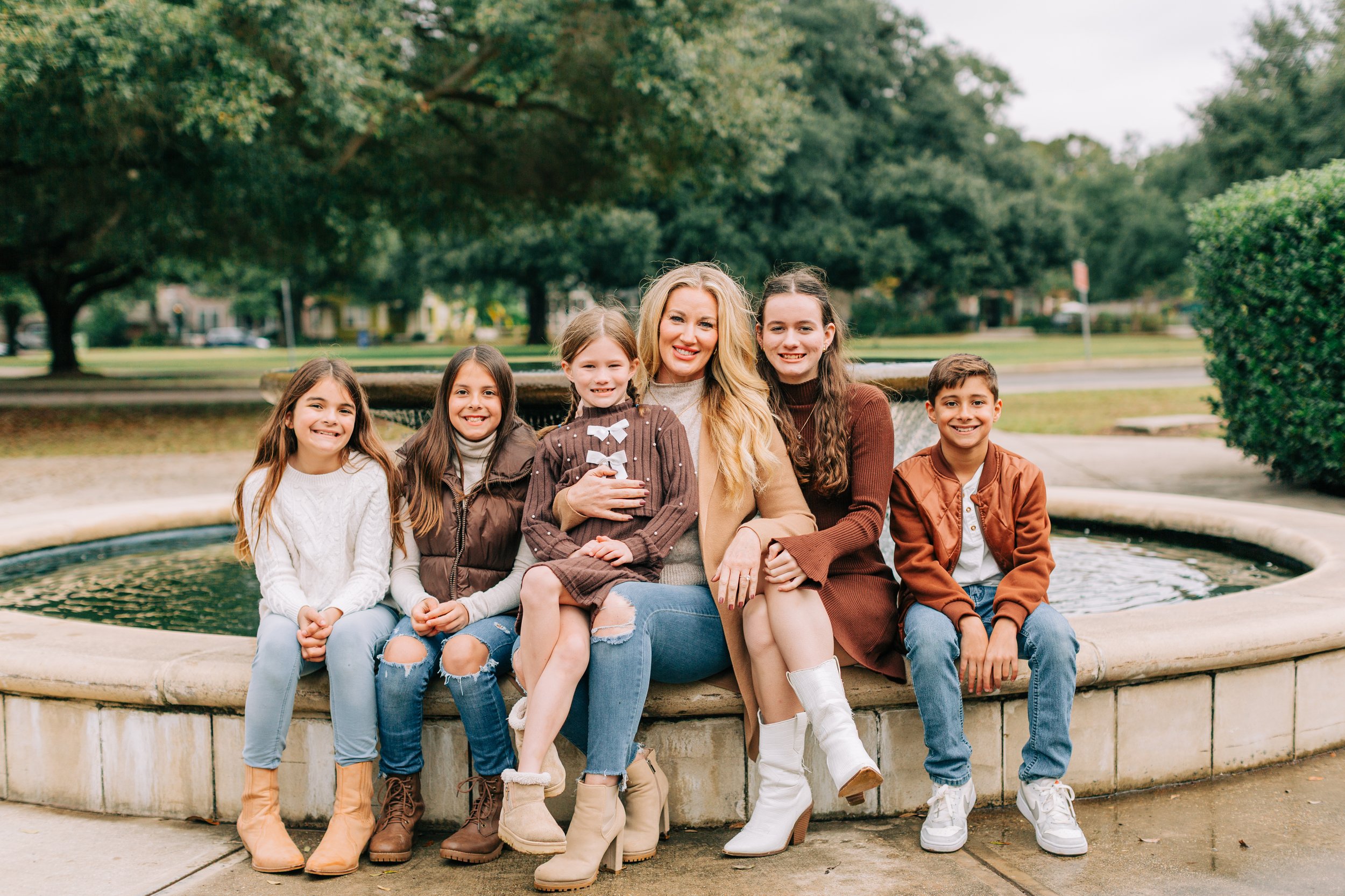 baton rouge family portraits, fall family portraits, baton rouge photographers, baton rouge family portrait photographers, sarah shaw photography, city park baton rouge