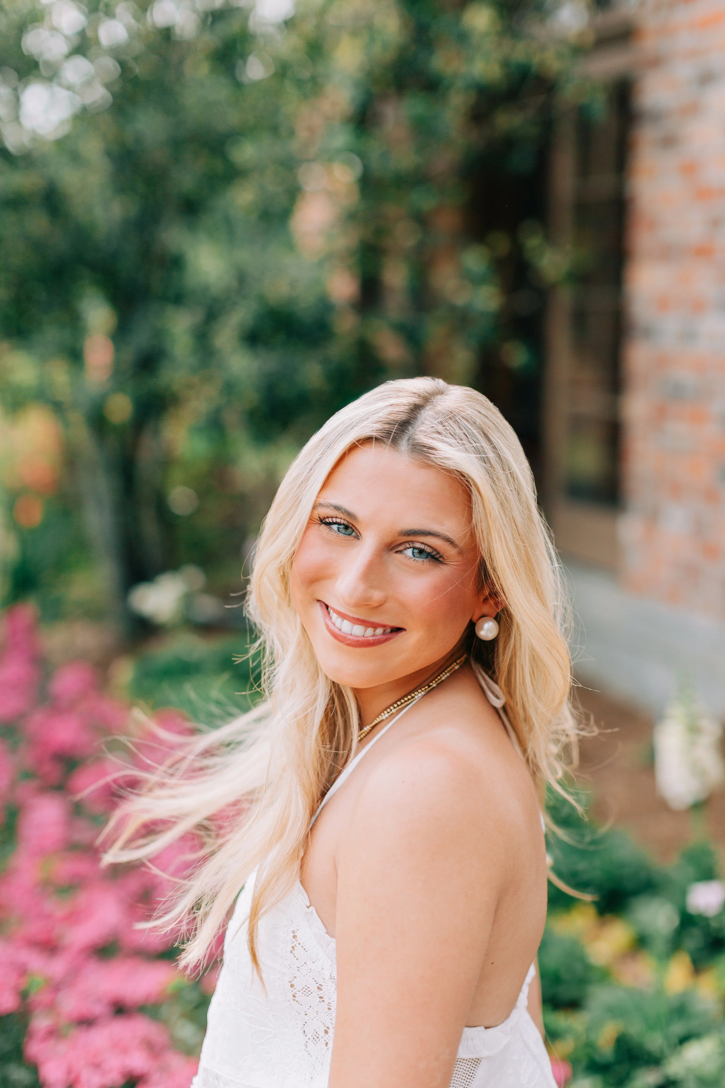 baton-rouge-senior-portraits-burden-gardens-spring-2