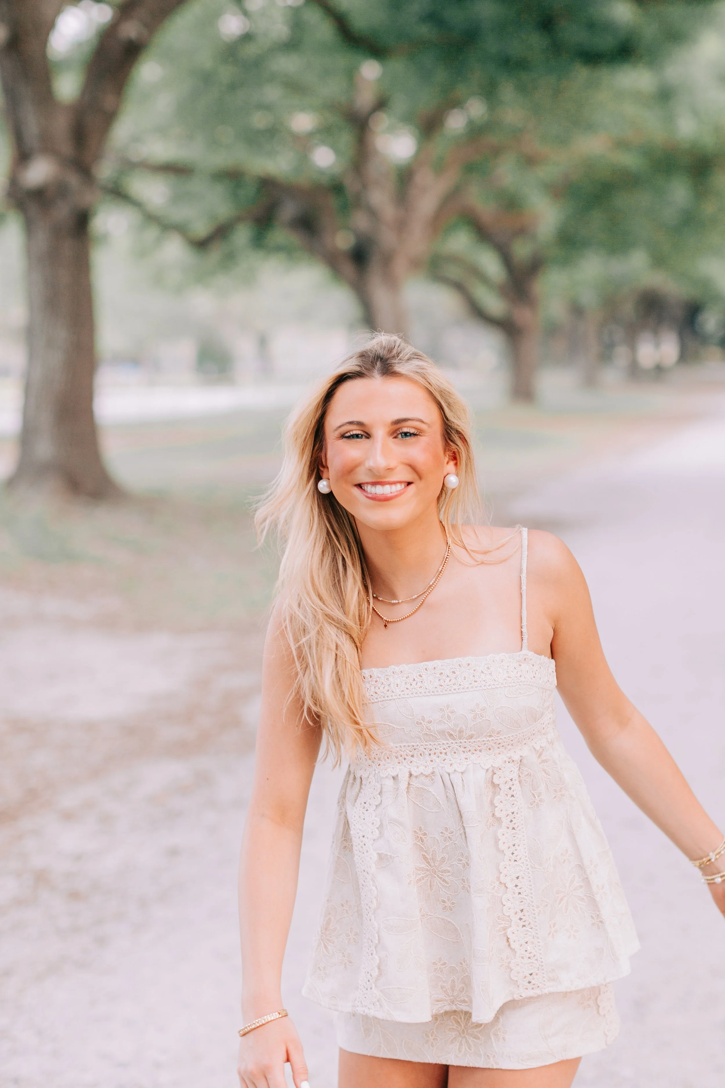 baton-rouge-senior-portraits-burden-gardens-spring-13