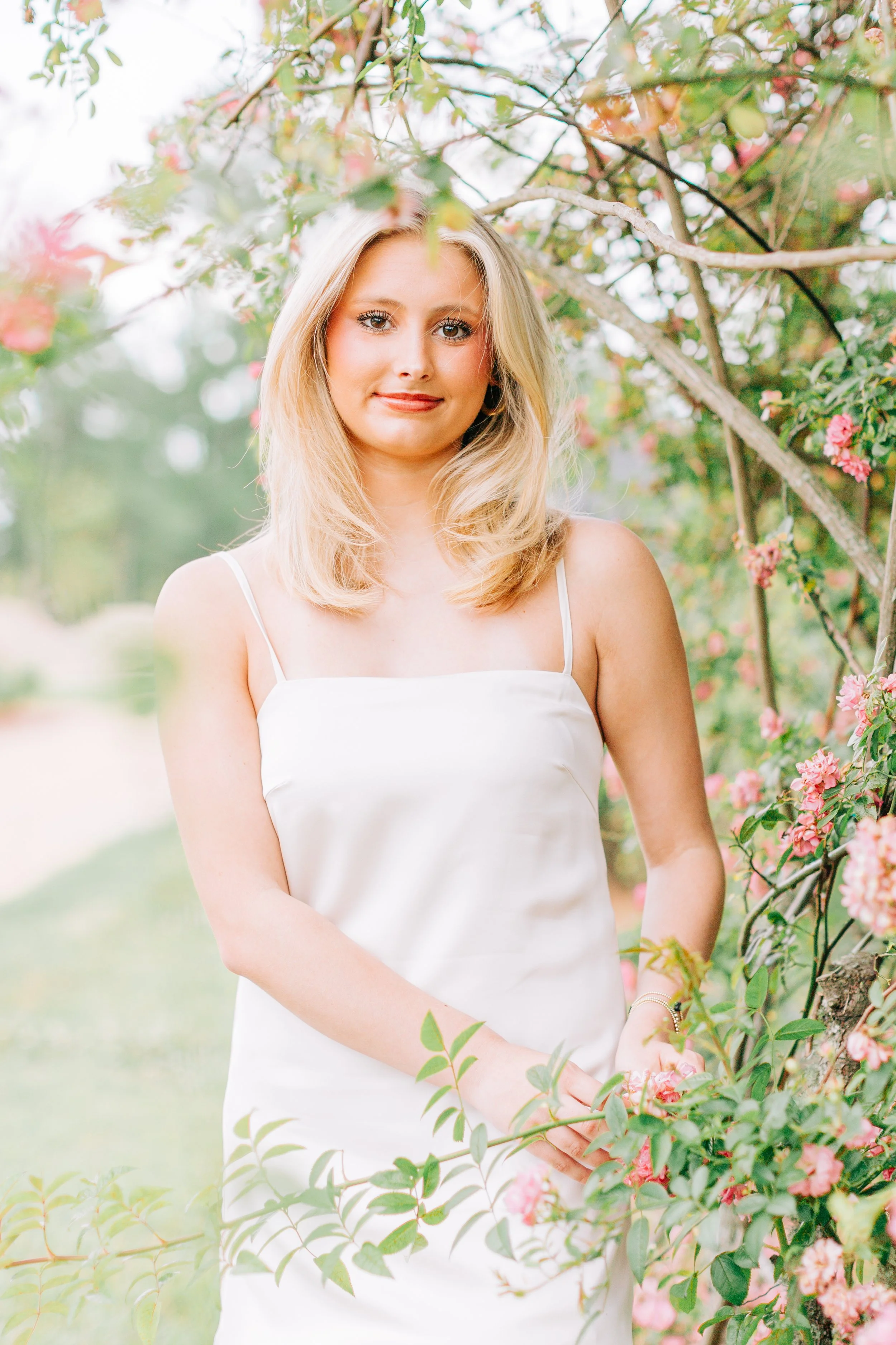 spring-senior-portraits-burden-gardens-baton-rouge.jpg