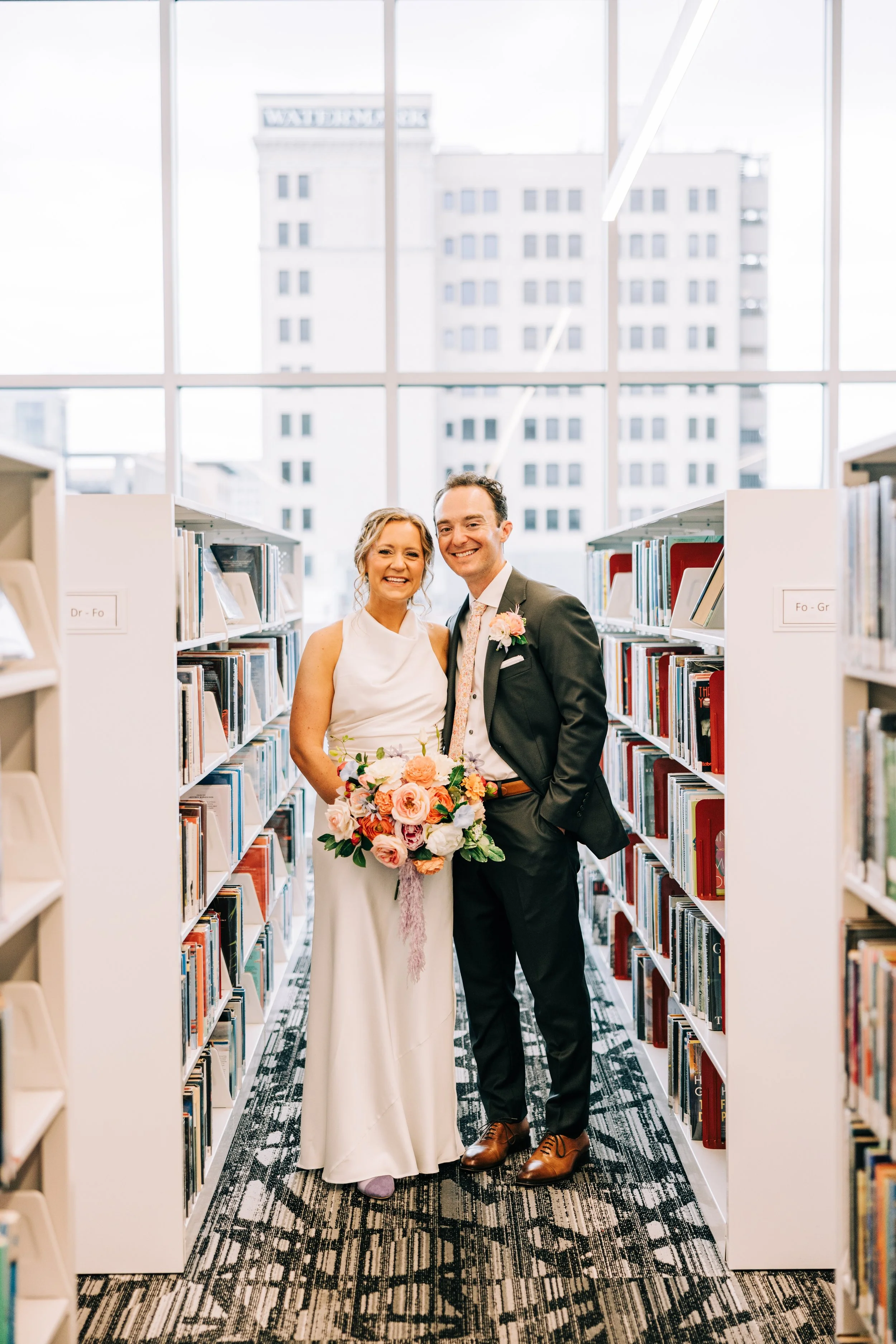 river-terrace-baton-rouge-bride-and-groom-wedding-portraits117.jpg