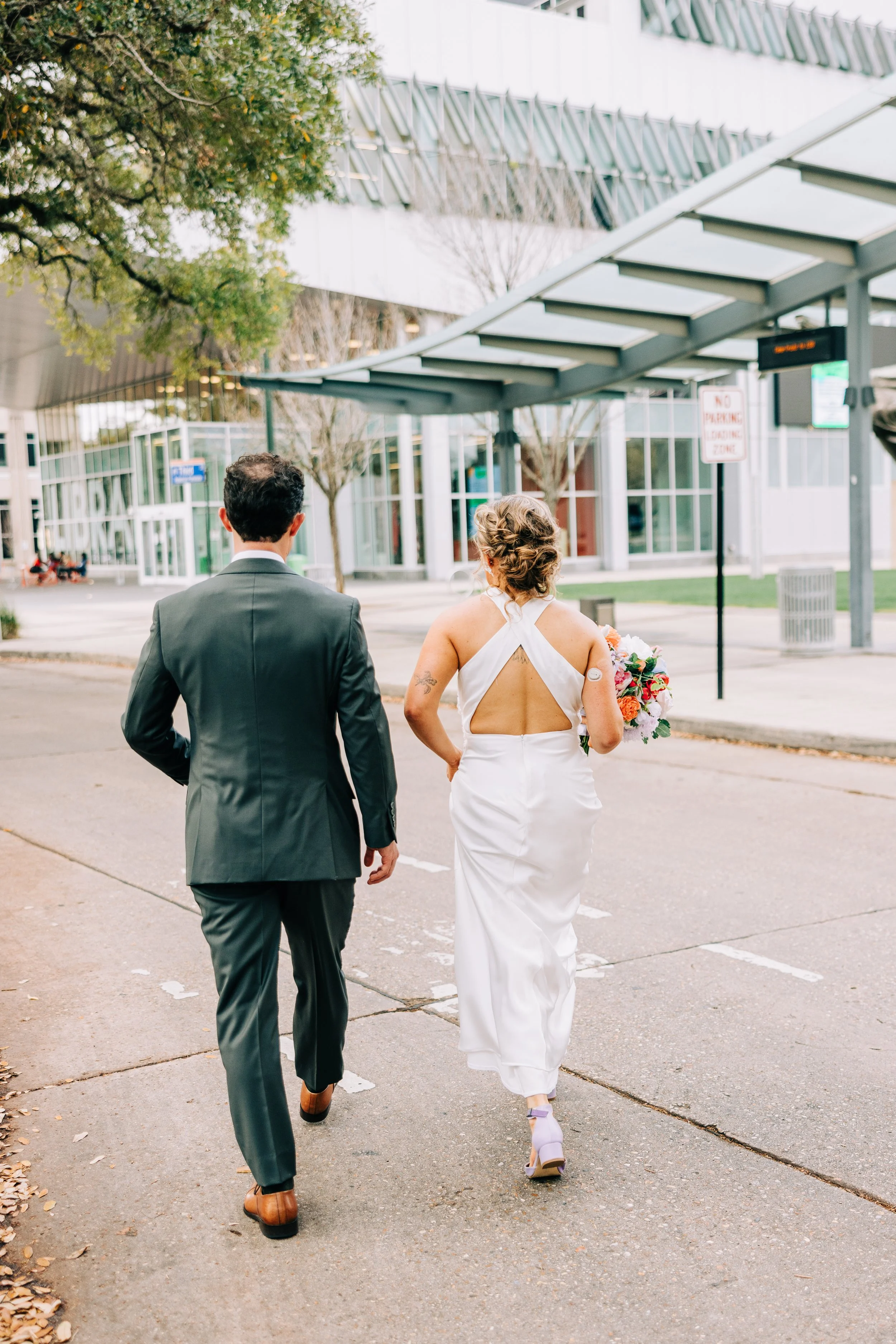 river-terrace-baton-rouge-bride-and-groom-wedding-portraits1.jpg