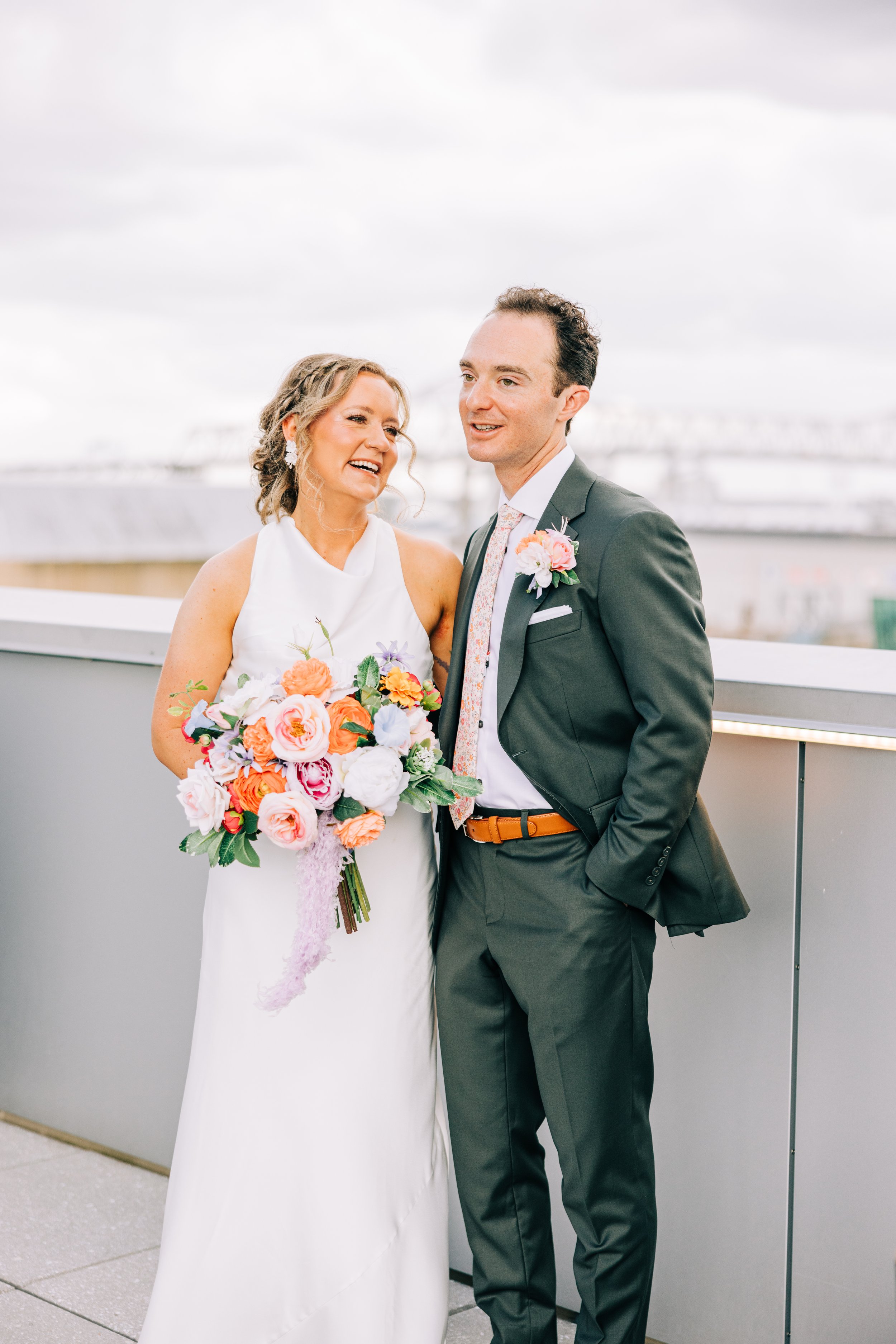 river-terrace-baton-rouge-bride-and-groom-wedding-portraits7.jpg