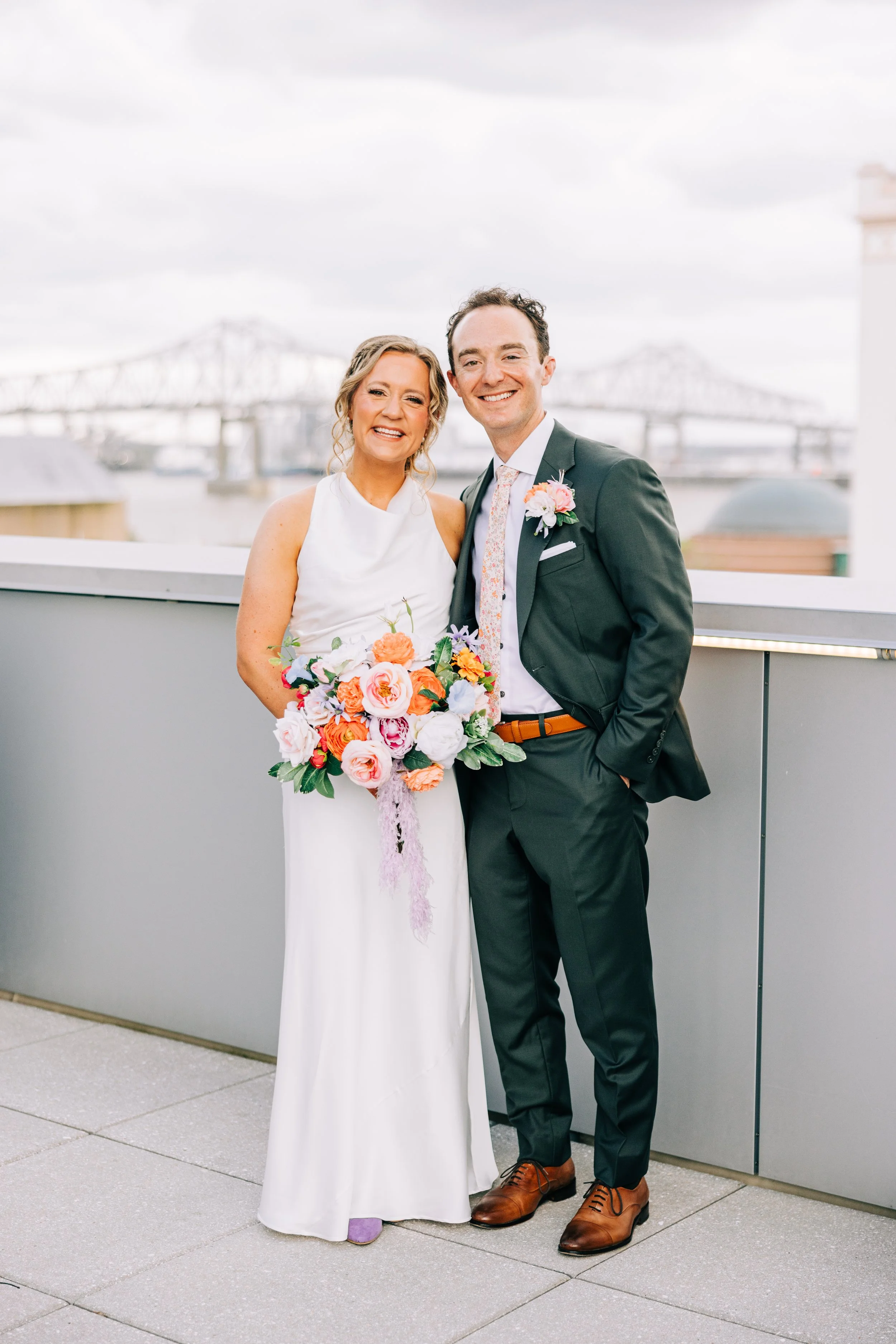 river-terrace-baton-rouge-bride-and-groom-wedding-portraits21.jpg