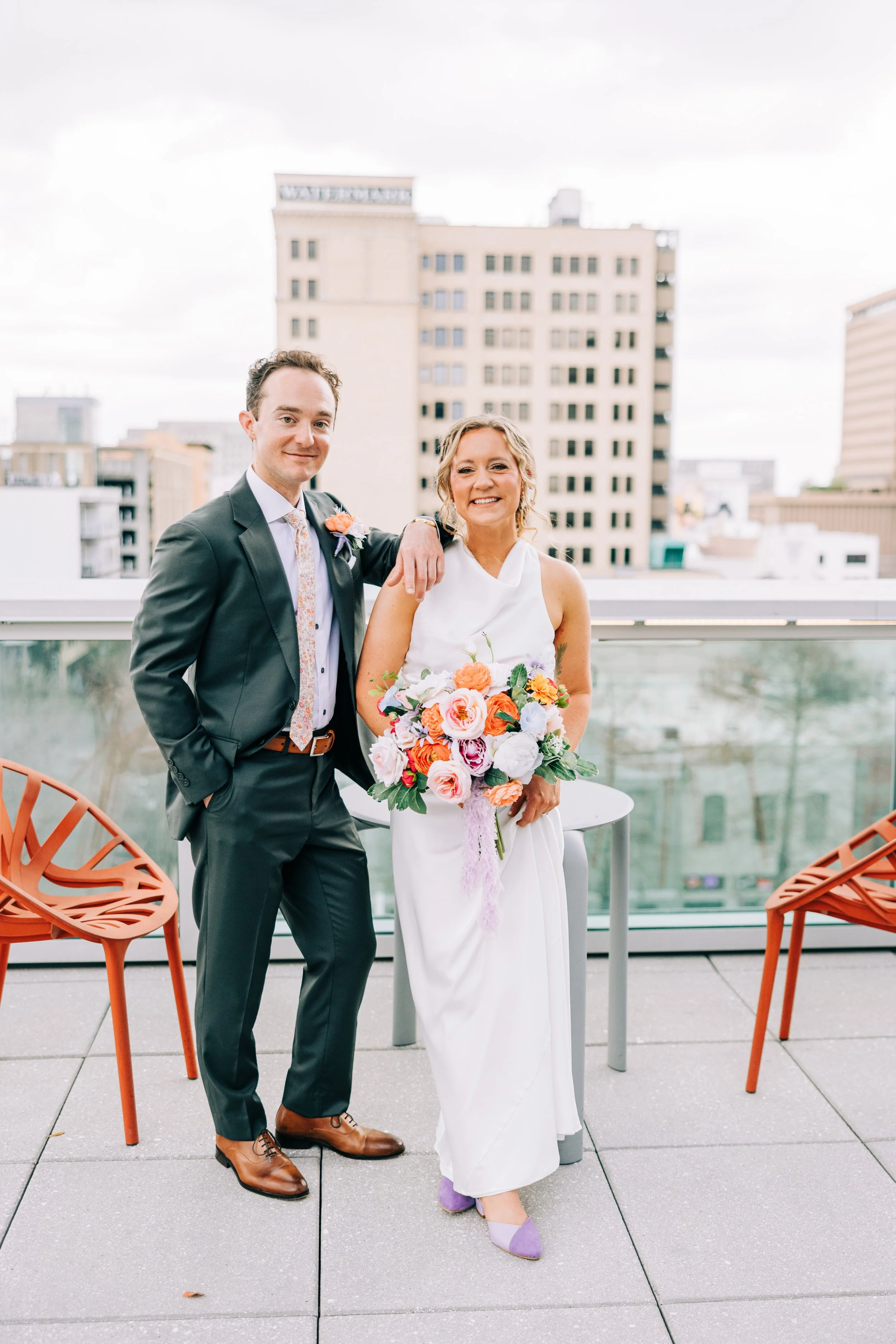 river-terrace-baton-rouge-bride-and-groom-wedding-portraits28.jpg