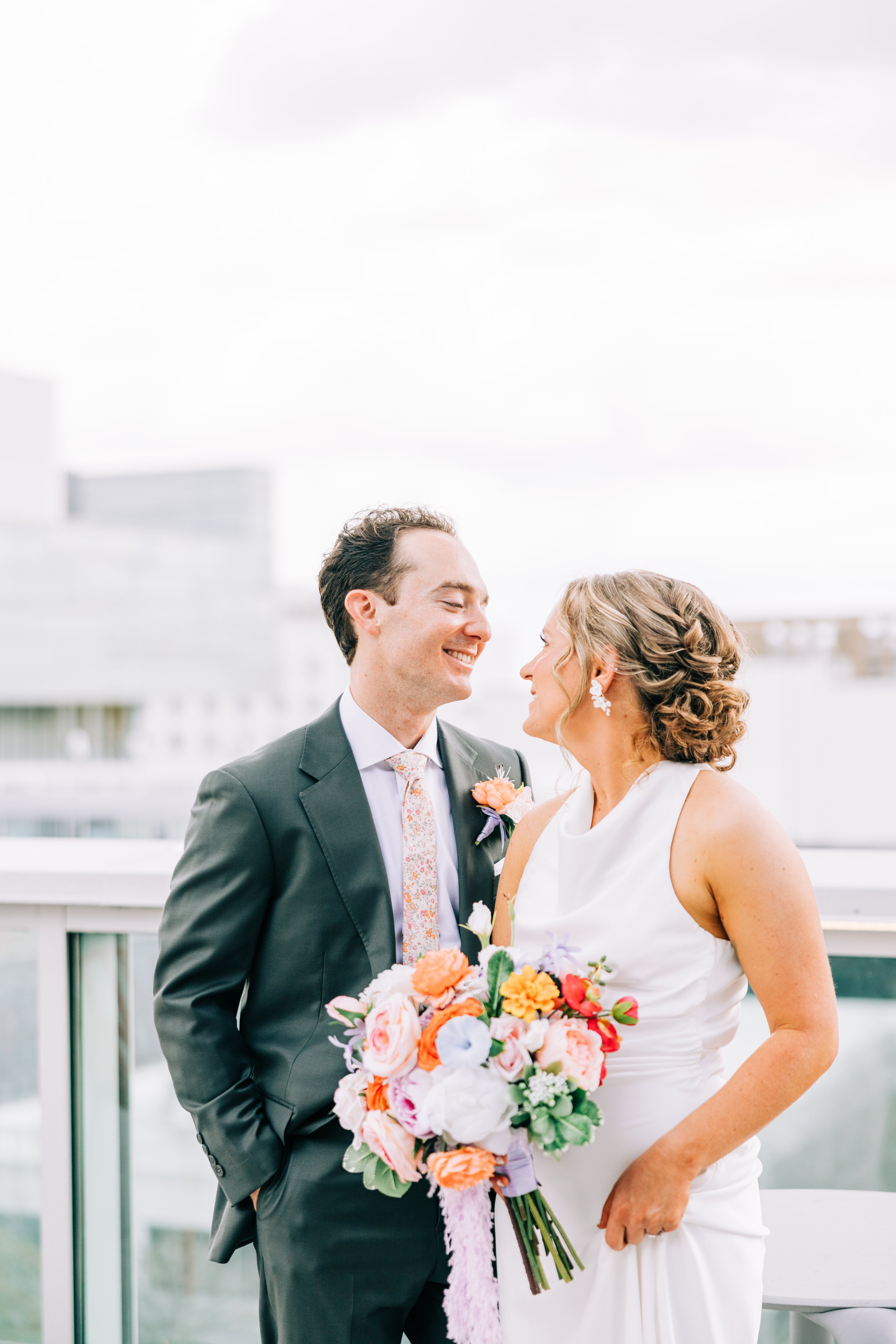 river-terrace-baton-rouge-bride-and-groom-wedding-portraits35.jpg