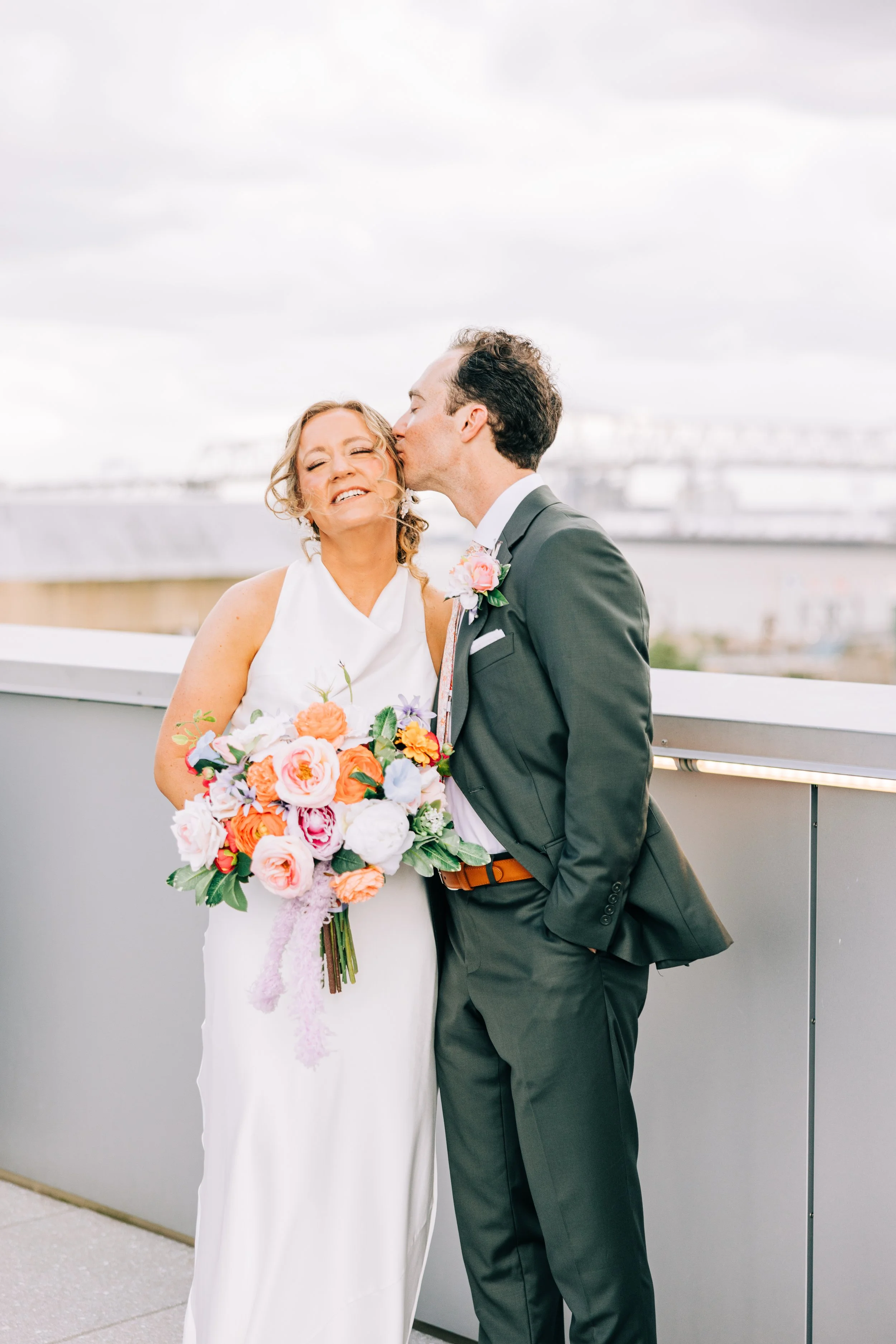 river-terrace-baton-rouge-bride-and-groom-wedding-portraits48.jpg