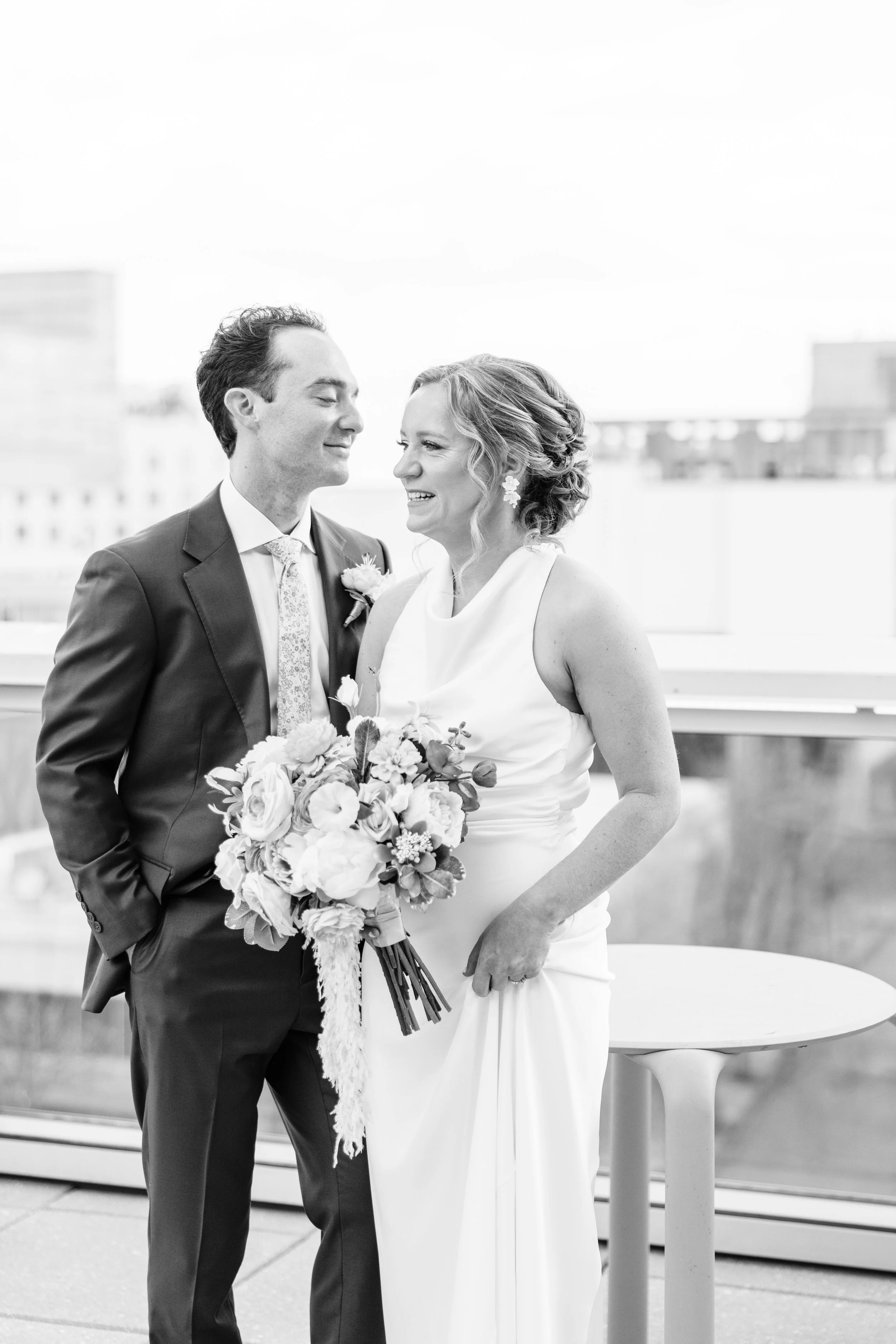 river-terrace-baton-rouge-bride-and-groom-wedding-portraits89.jpg