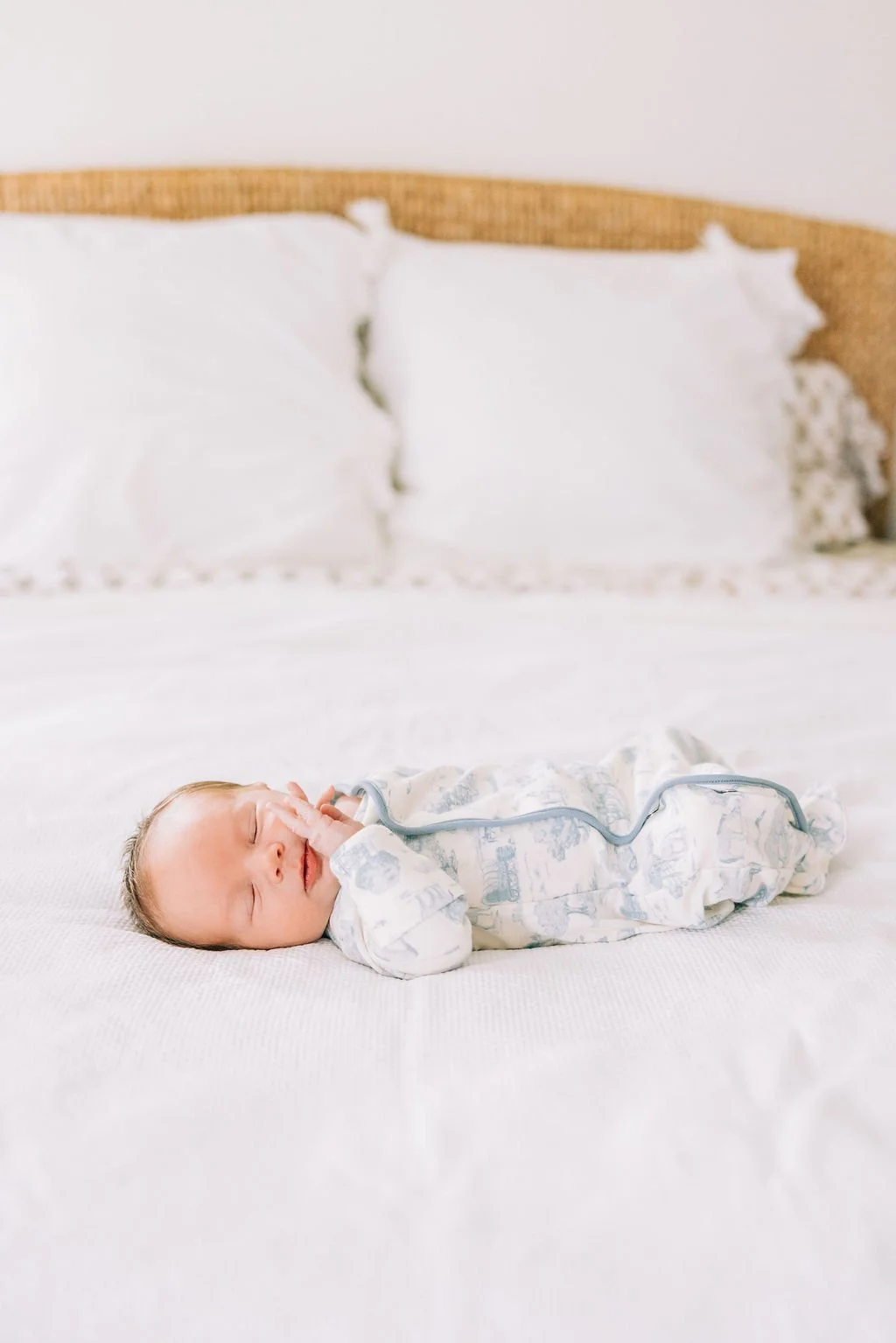 newborn-lifestyle-photography-baton-rouge2.jpg