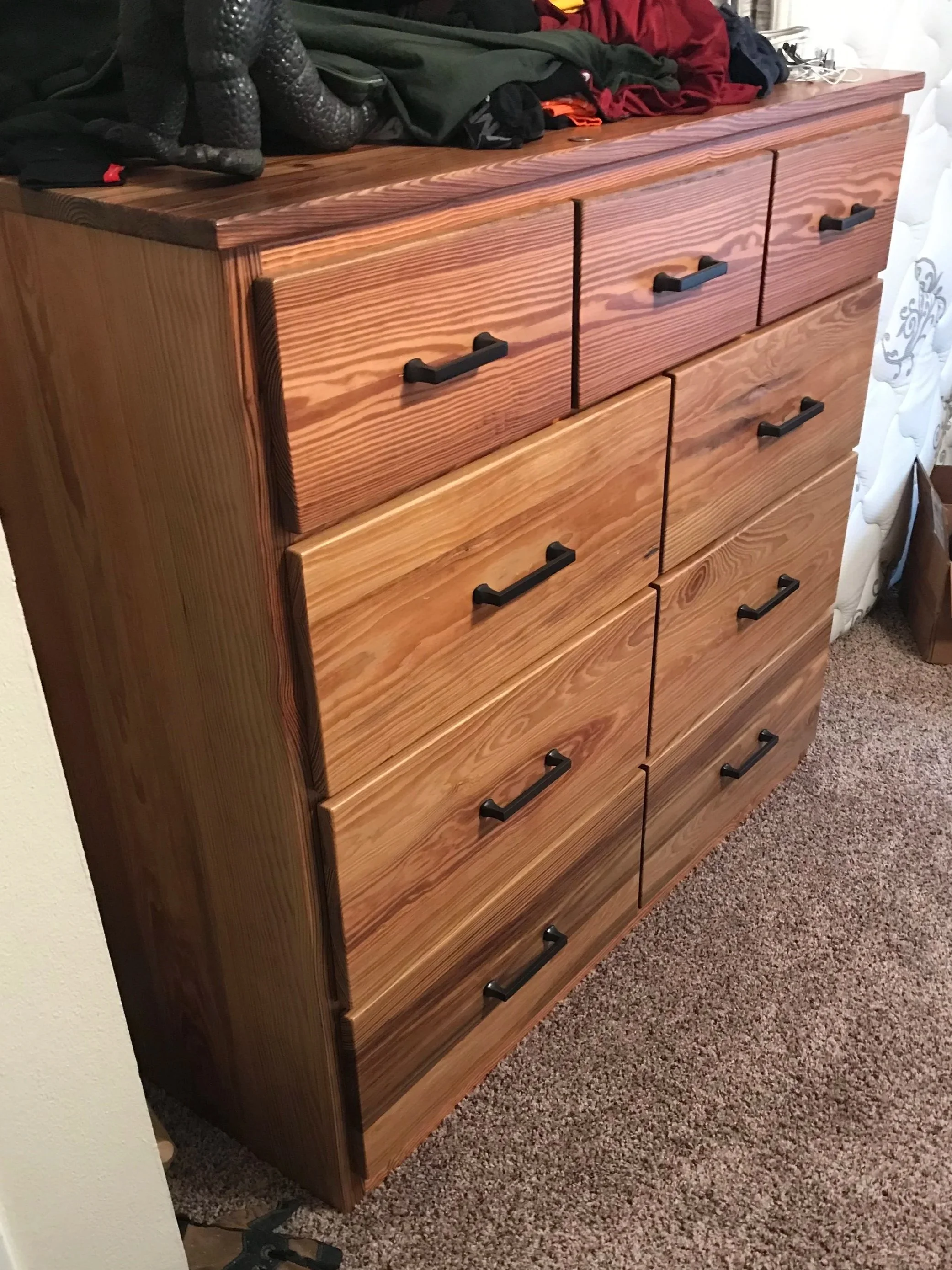 Longleaf dresser