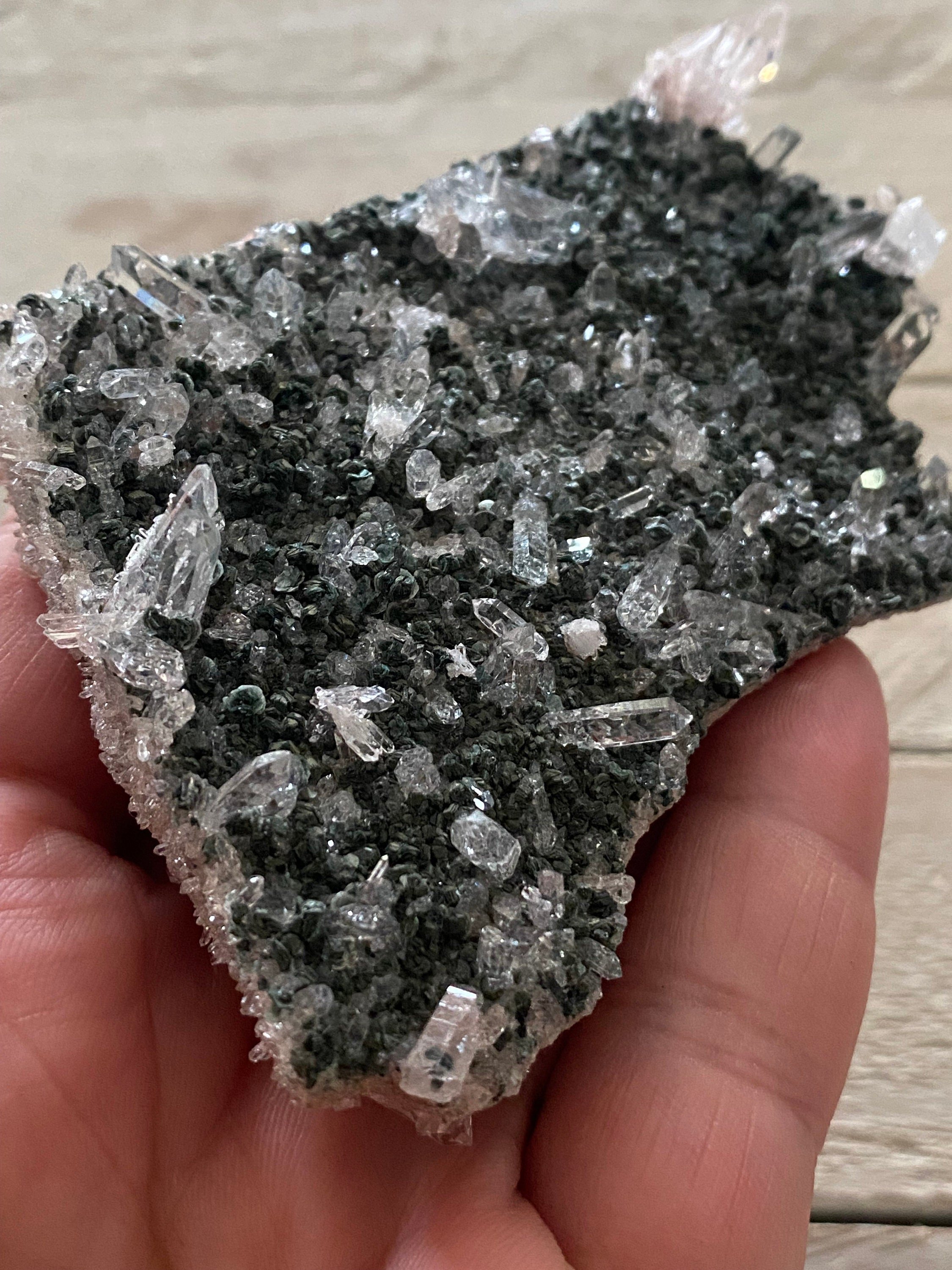 https://i.etsystatic.com/10136869/r/il/aa2b2e/5299848583/il_fullxfull.5299848583_kipl.jpg