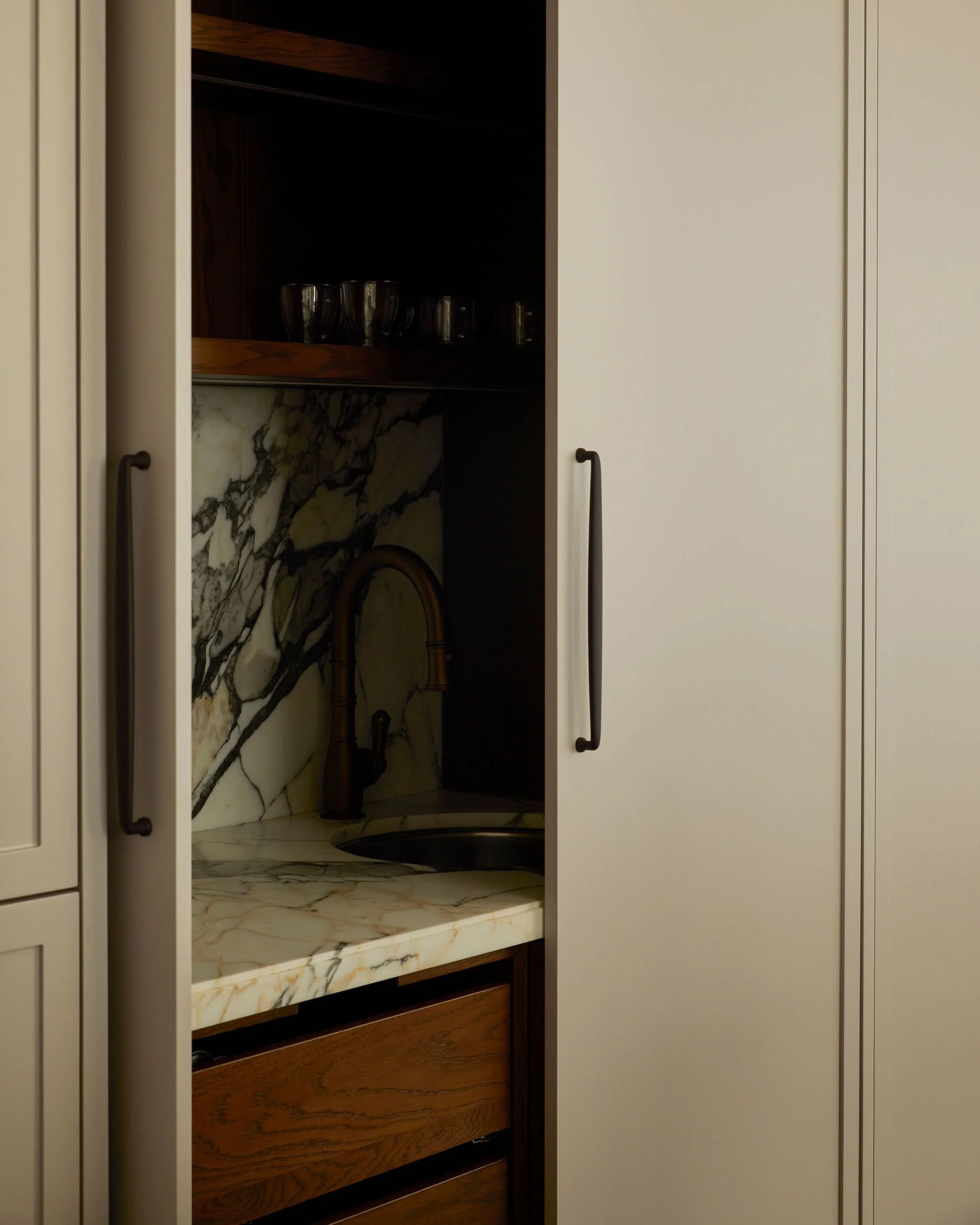 unionville-butlers-pantry-hidden-bar-cabinet-megan-crosbie-design.jpg