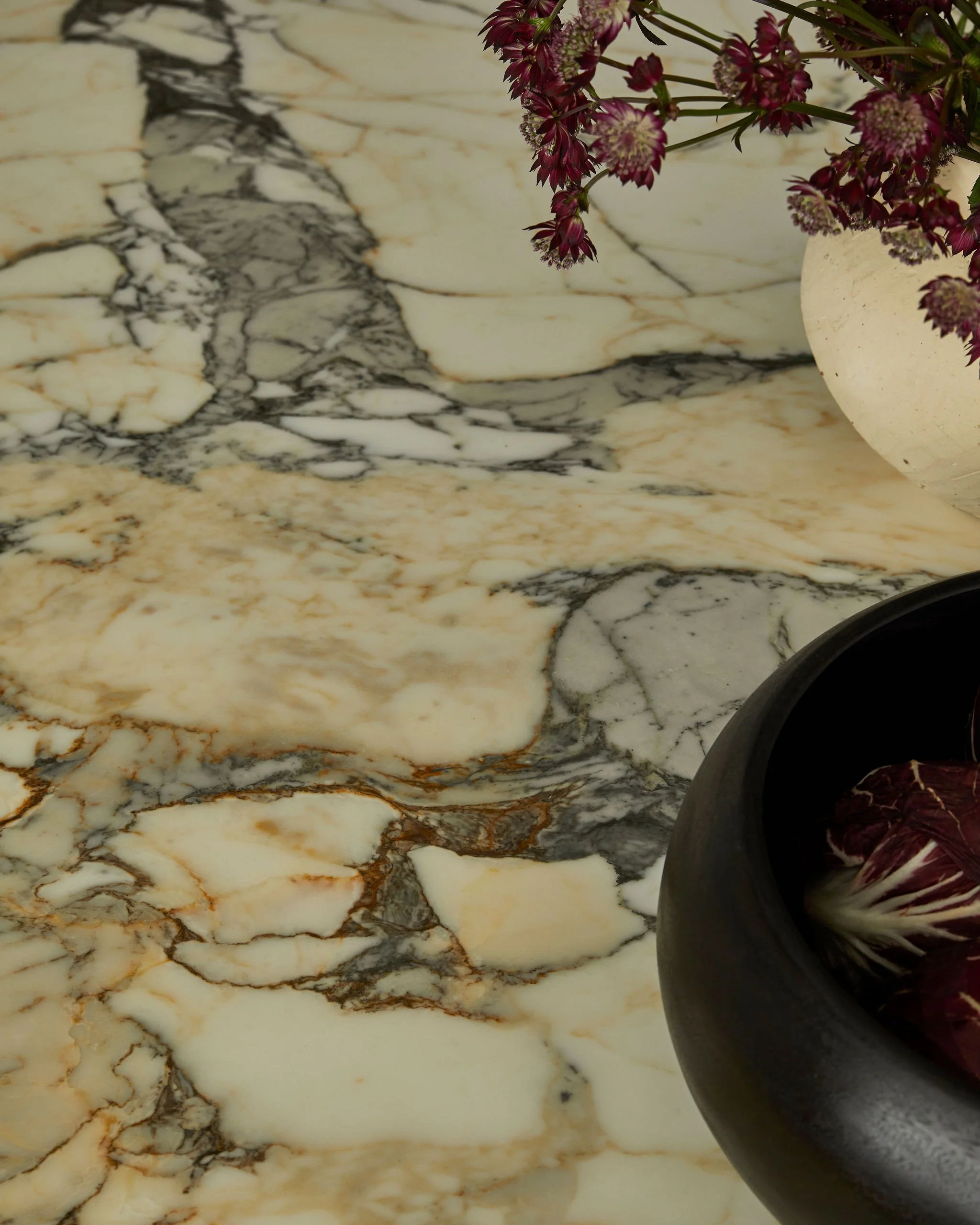 unionville-calacatta-viola-marble-countertop-detail-megan-crosbie-design.jpg