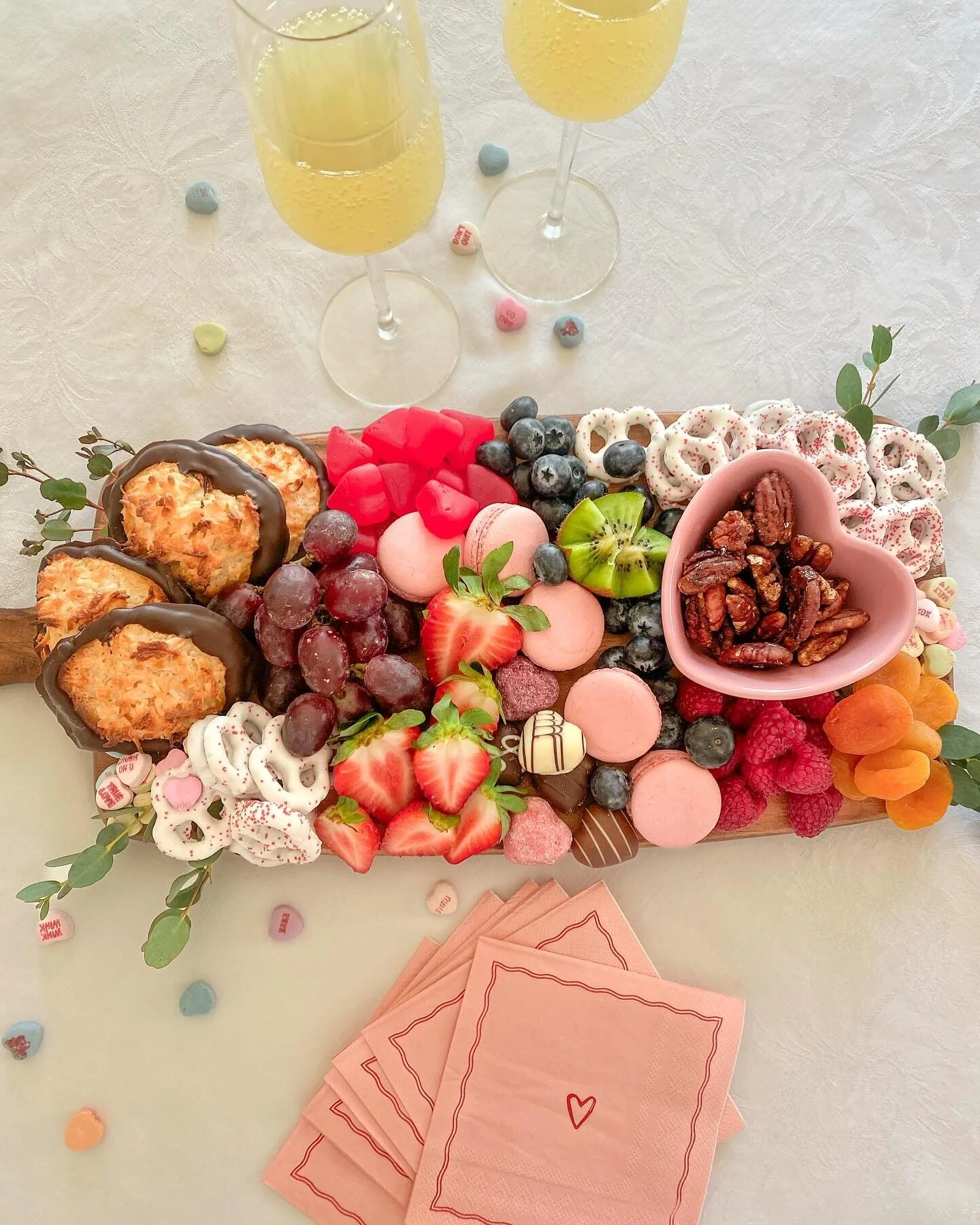Valentine&rsquo;s Day is coming up soon (9 days to be exact!) - and we are loving the pinks and reds featured in this sweet board. You can share this with your sweetie or your bestie - or just indulge for yourself. Chocolate and bubbly (or cheese of 