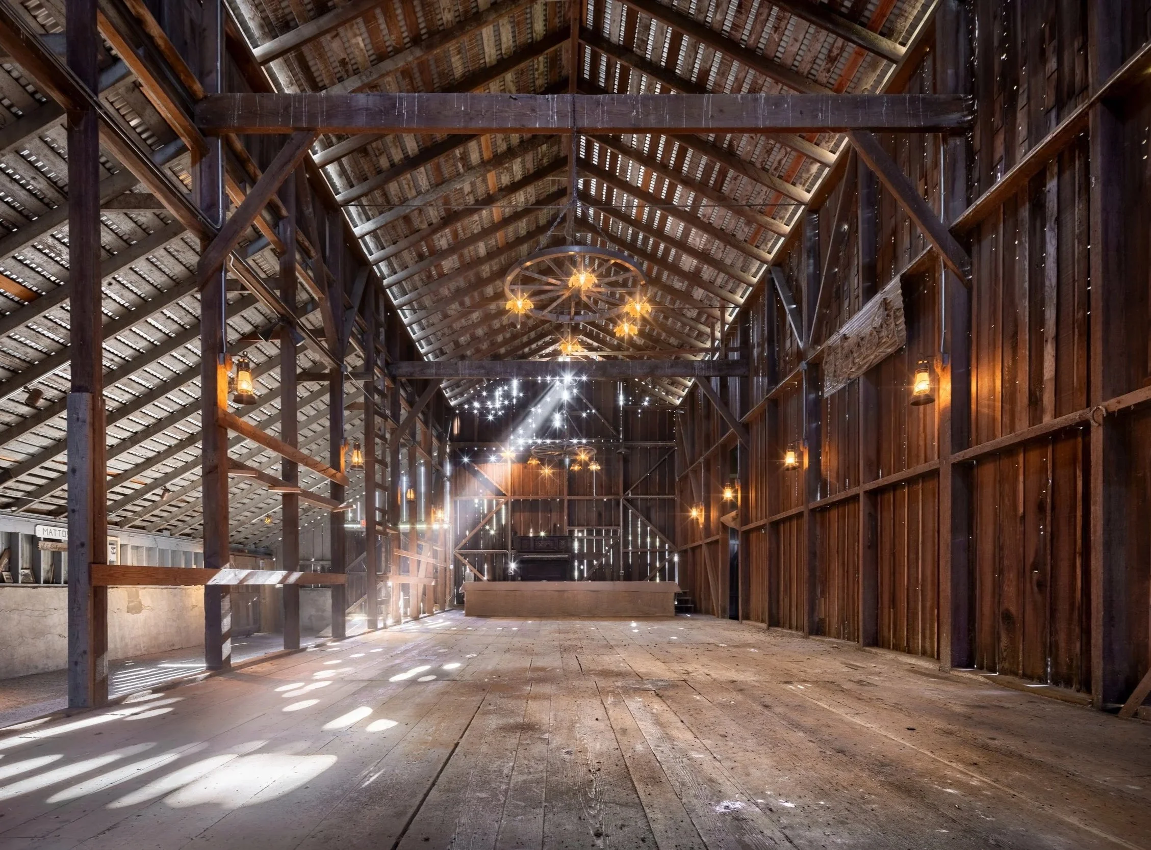 Barn_Dairy_2763.jpg