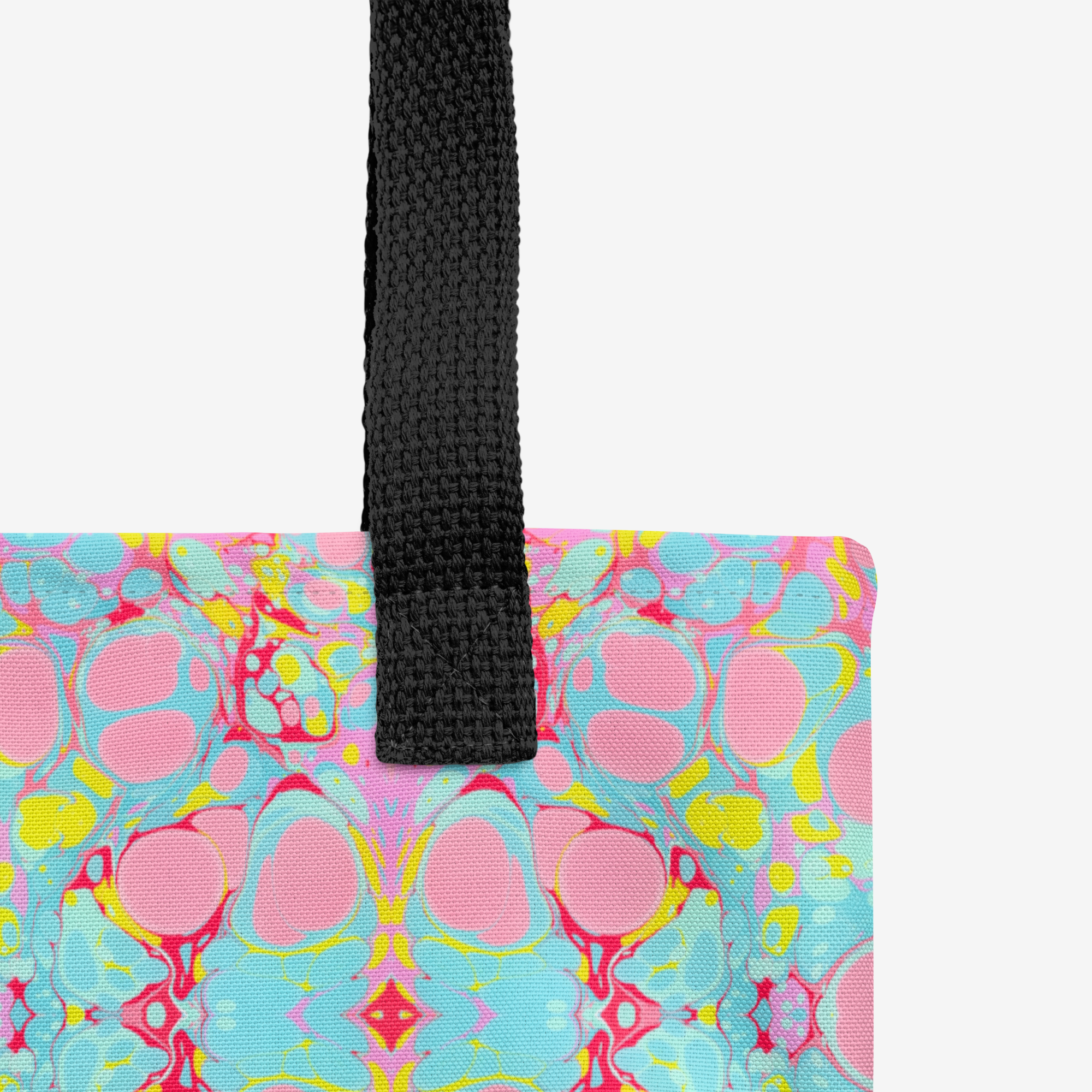 117_tote mockup_lt grey bkgnd_1426.png