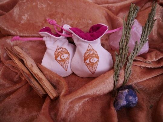 Golden Sheen Obsidian Yoni Crystal Egg Pouch.jpeg