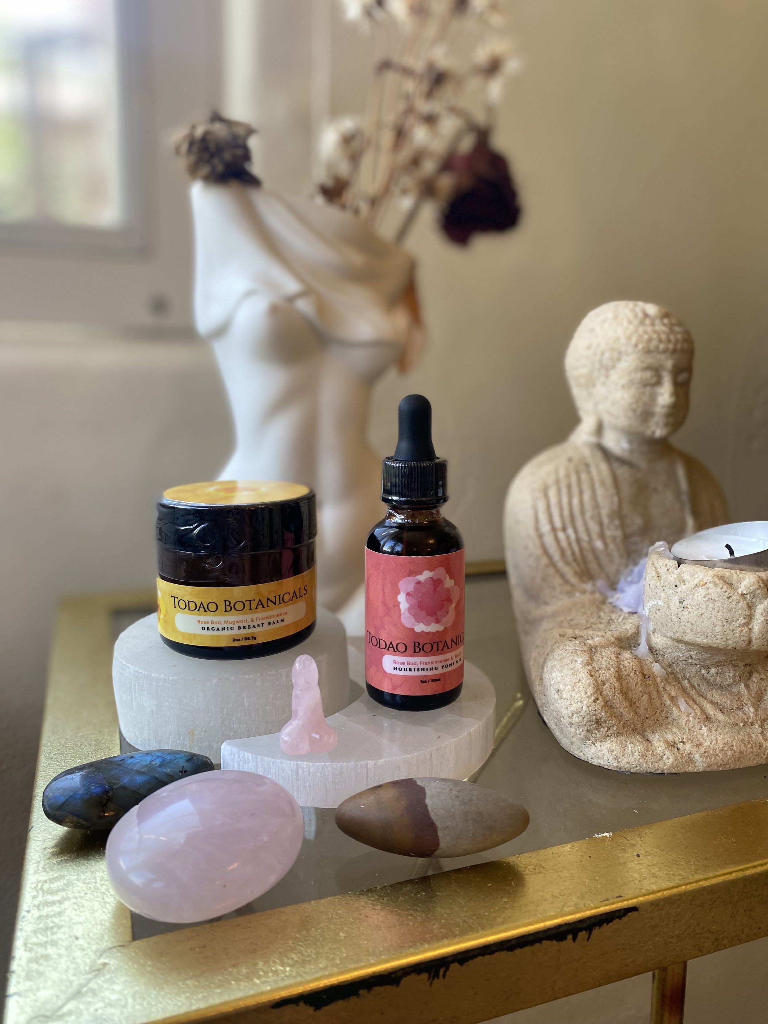 Nourishing Yoni Oil 3.jpeg