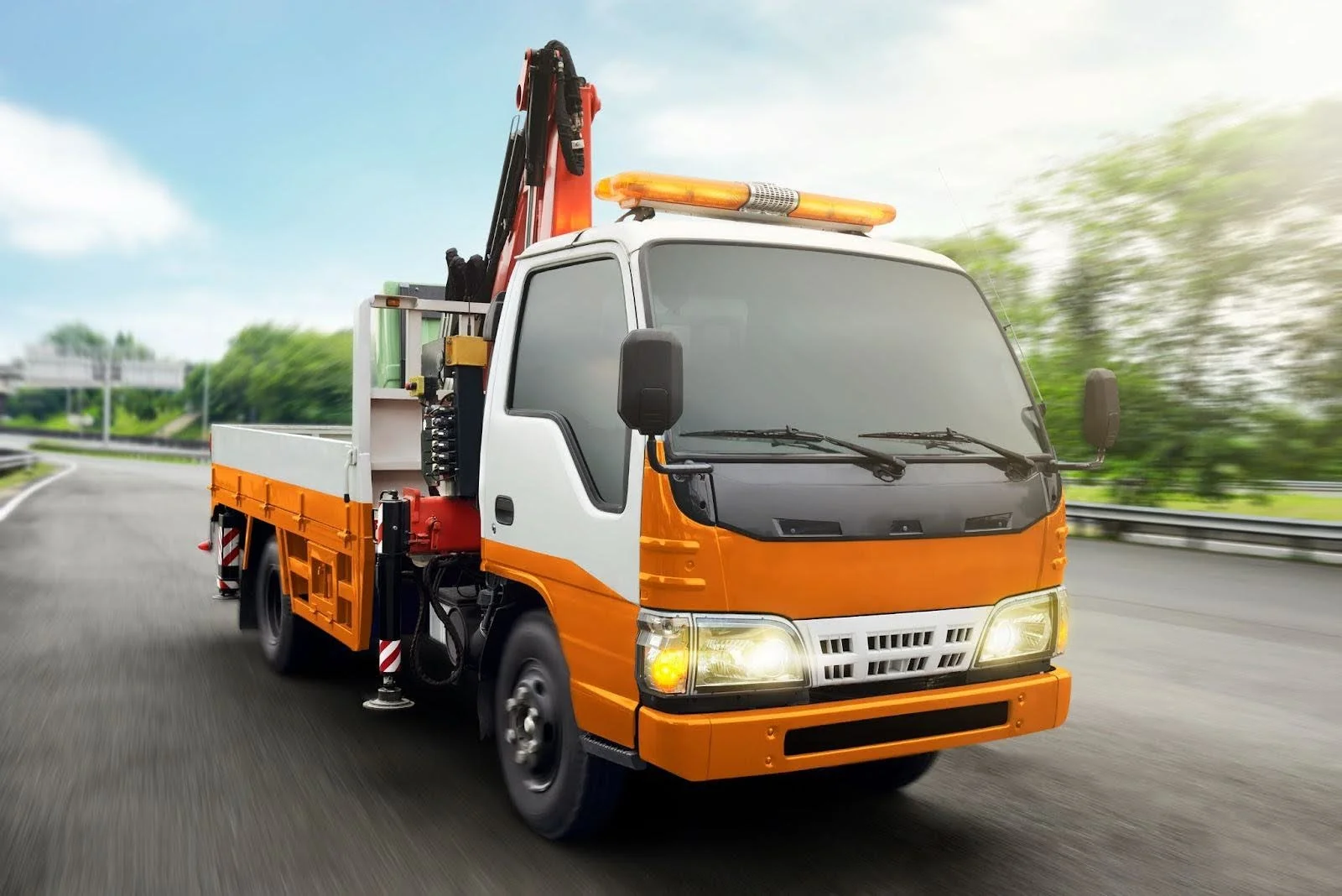 Stuck on the Road? Discover How a Recovery Truck Rental Can Get You Back on Track