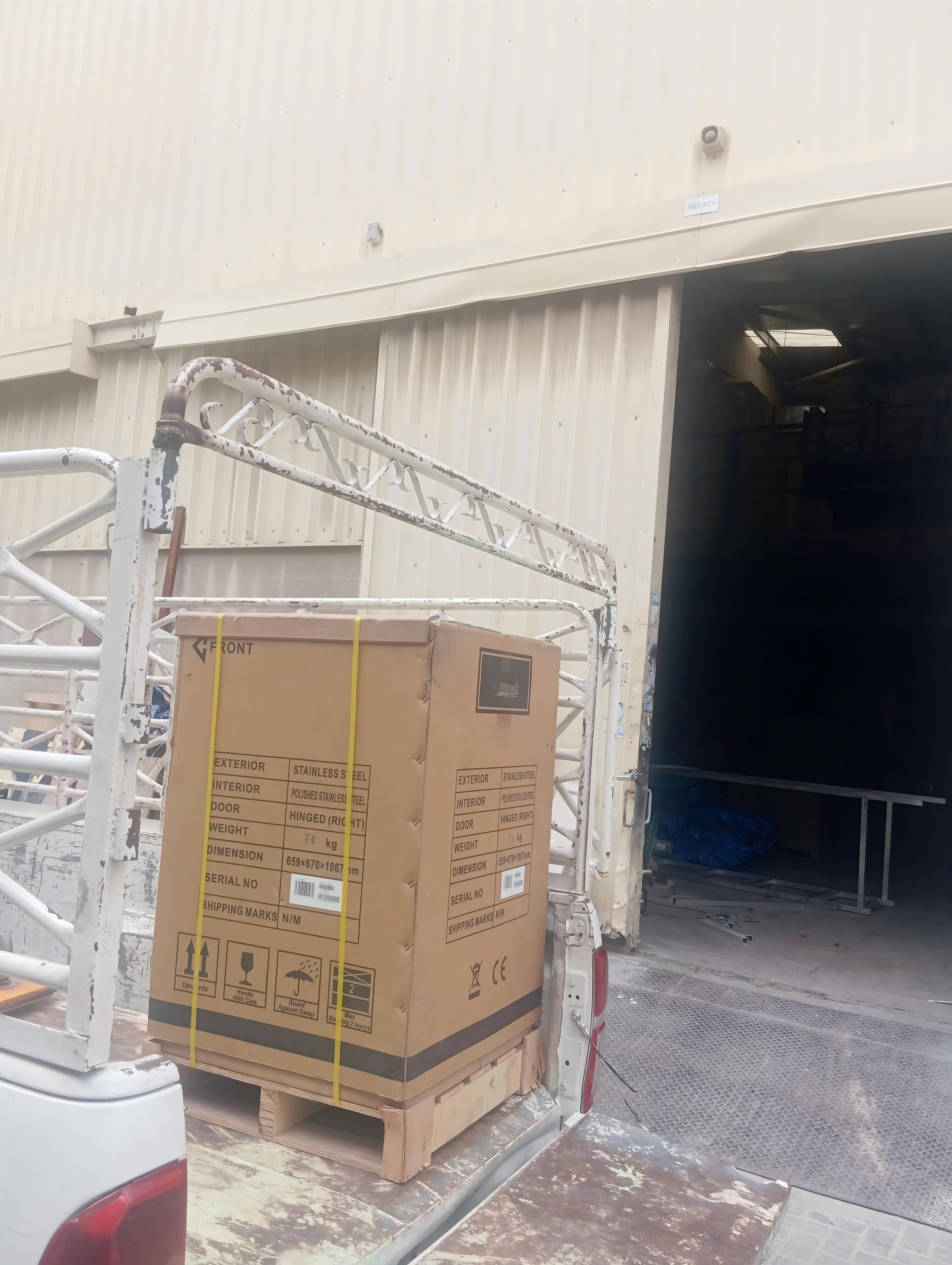 Pickup Truck Delivery Dubai — Heavy Appliance from Al Quoz to Emirates Hills Villa