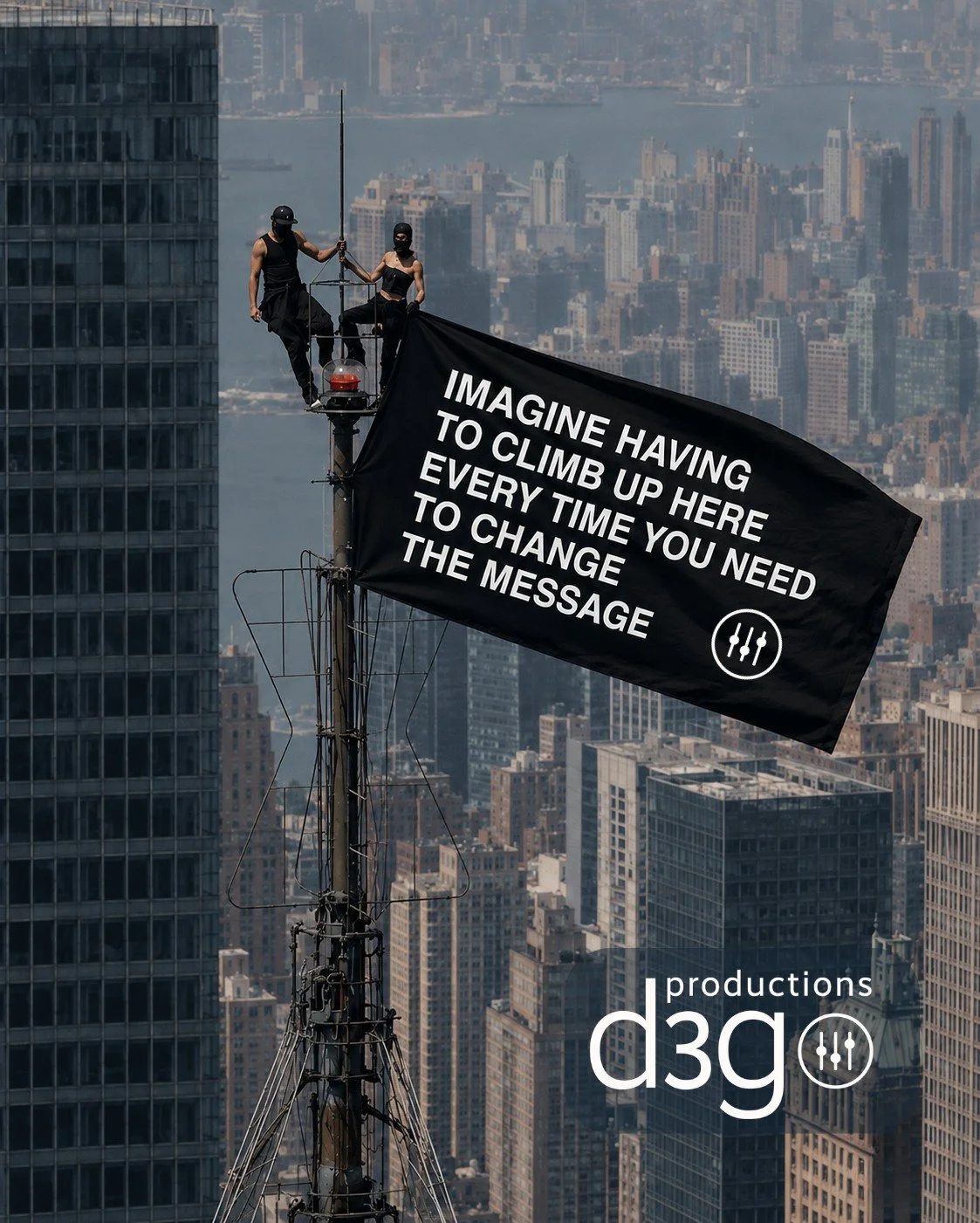 We prefer updates that don't require a climbing permit.

We'll stick to updating ours in real time.

No ladders. No harnesses. No replacing signs every time the agenda changes.