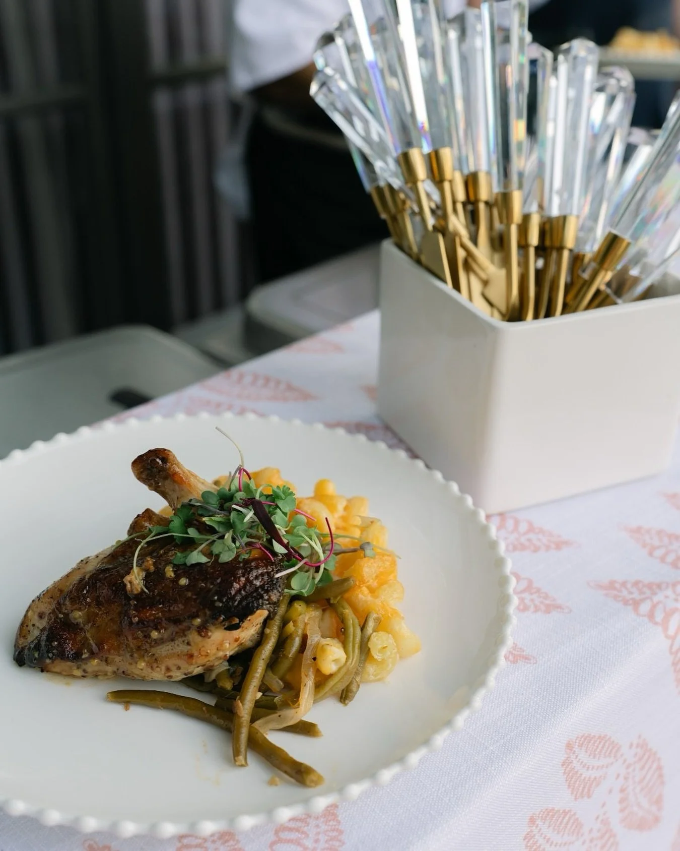 Freezing temps call for all the cozy, savory meals. Stay warm out there, friends! ❄️

📸: @katherineandtyler