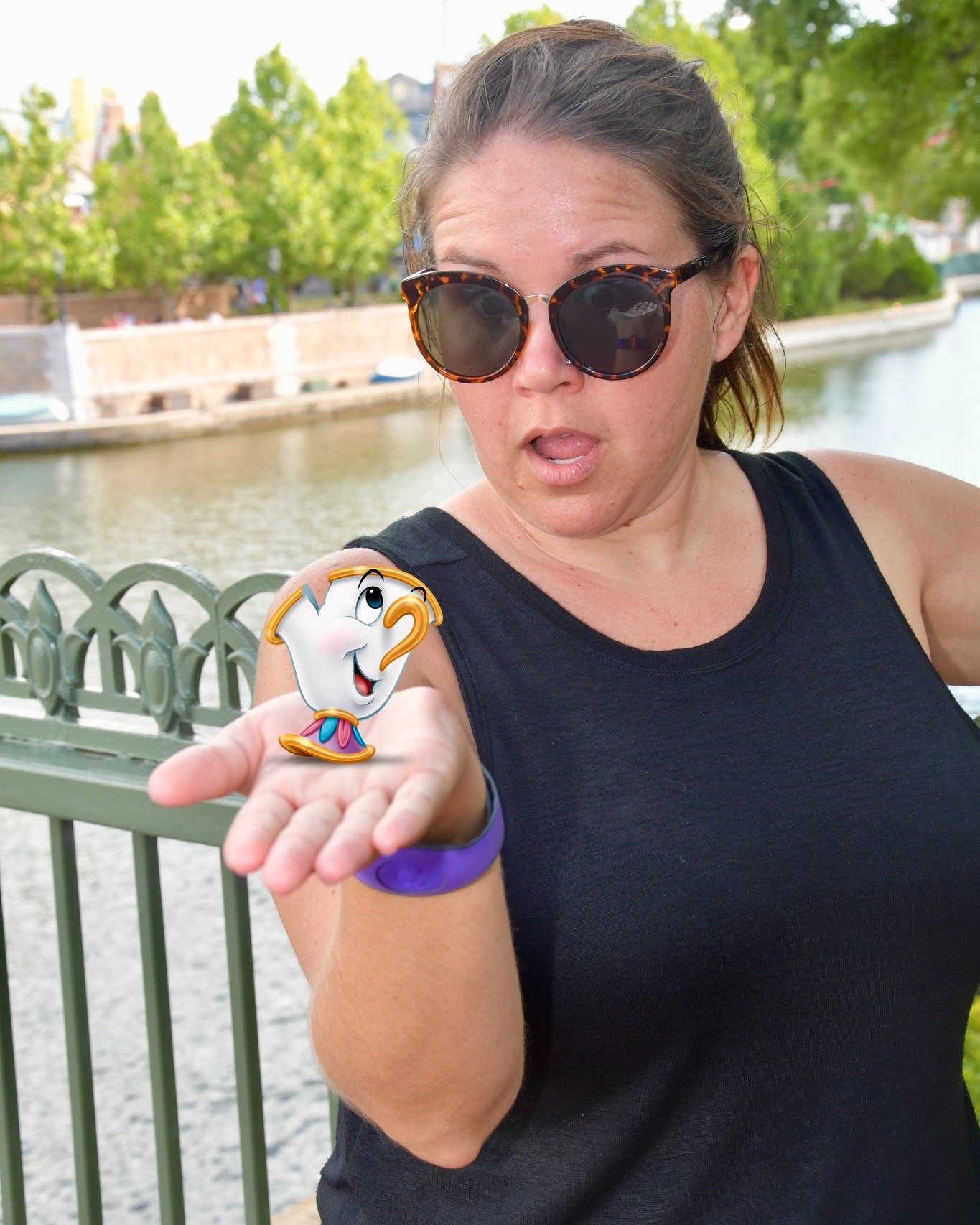 Have you heard about this secret perk of the Disney World photo pass? They sprinkle in some magic shots! When you pose for a photo with a Disney photographer in the parks or resorts, they might surprise you with a whimsical addition like this one!