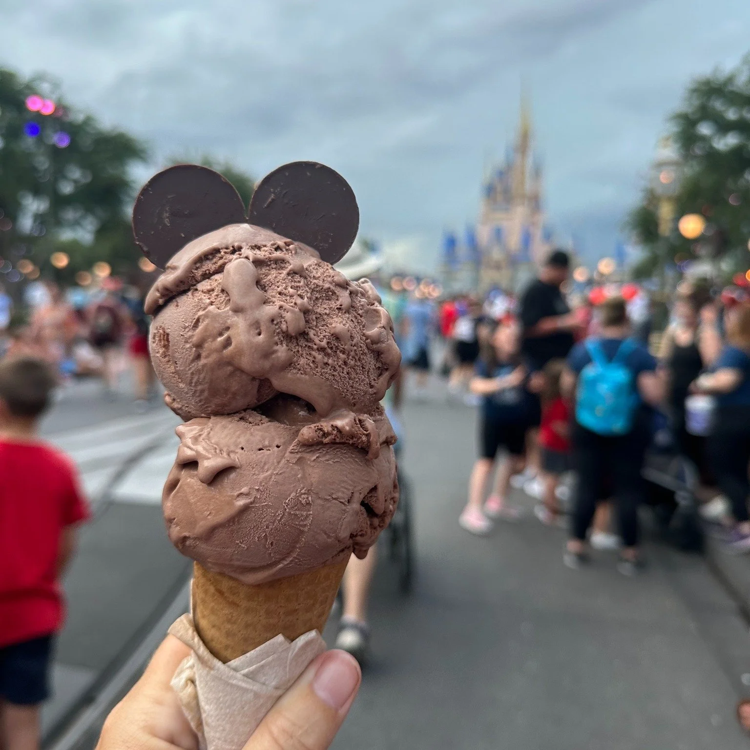 Happy National Ice Cream Day!! 

#disneyworld #mainstreetusa #nationalicecreamday