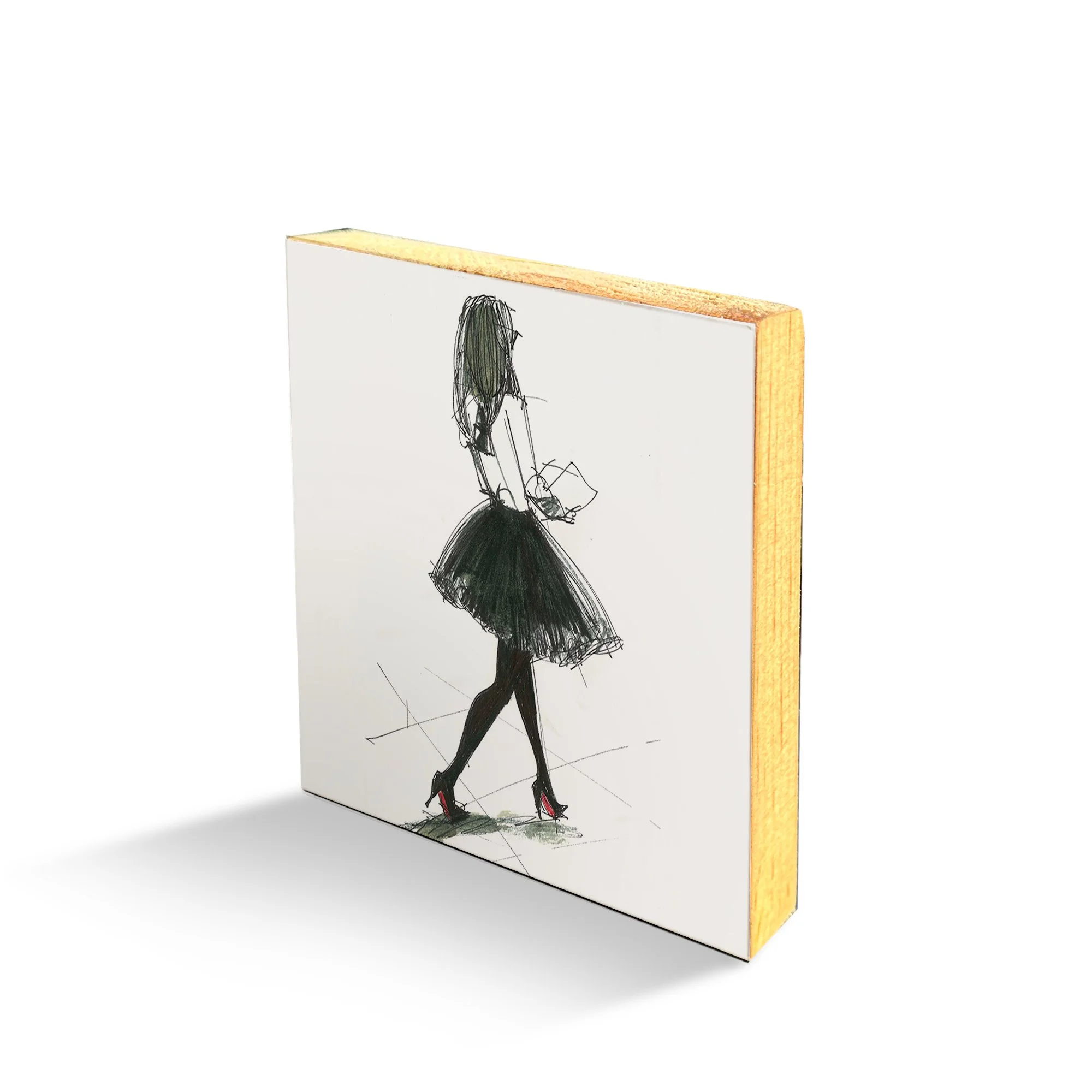 Black_Skirt_Woman_Block_Side.jpg
