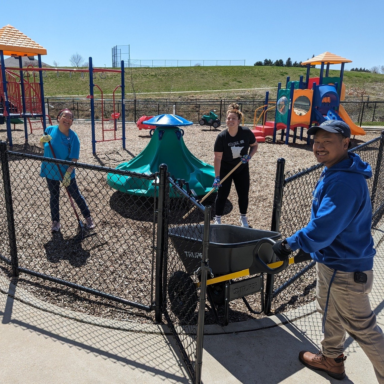 Great work by our team at Gage East in Rochester. Preparing for a super fun summer outside! 
#rochestermn #AffordableHousing #getoutsideandplay
