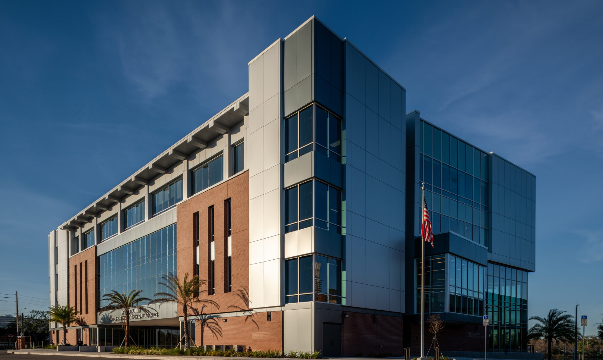 Lake Highland Preparatory School Porter Center for Innovation & Academics exterior dramatic angle.