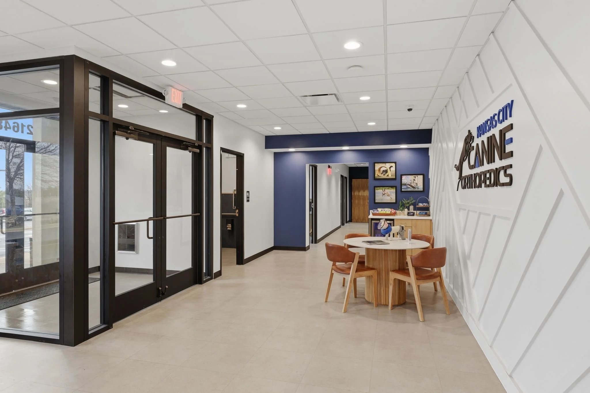 20_21648_Midland_Dr_Shawnee_KS_66218-Dining_room-IMG_2265.jpg